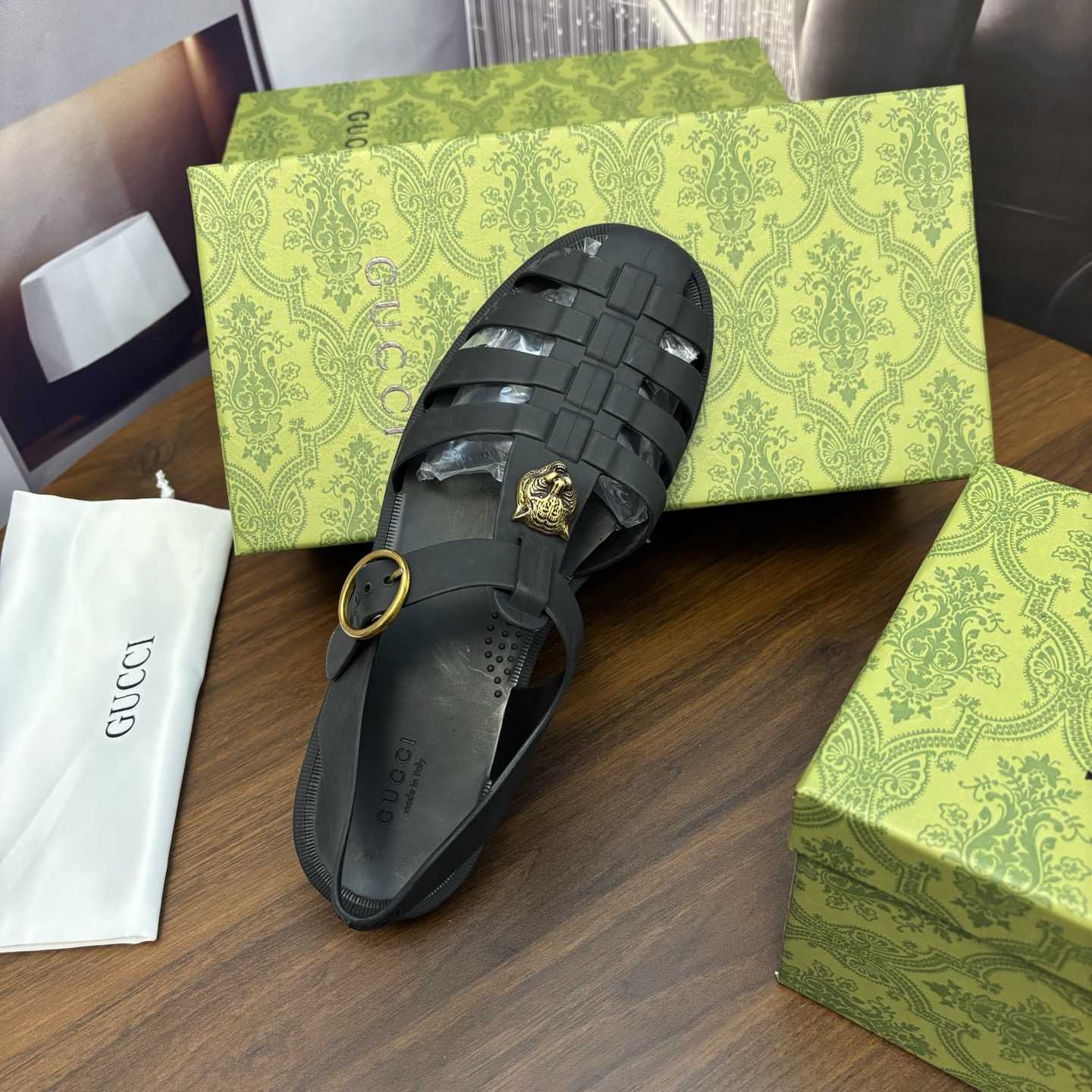 Gucci Sandal With Double G - DesignerGu