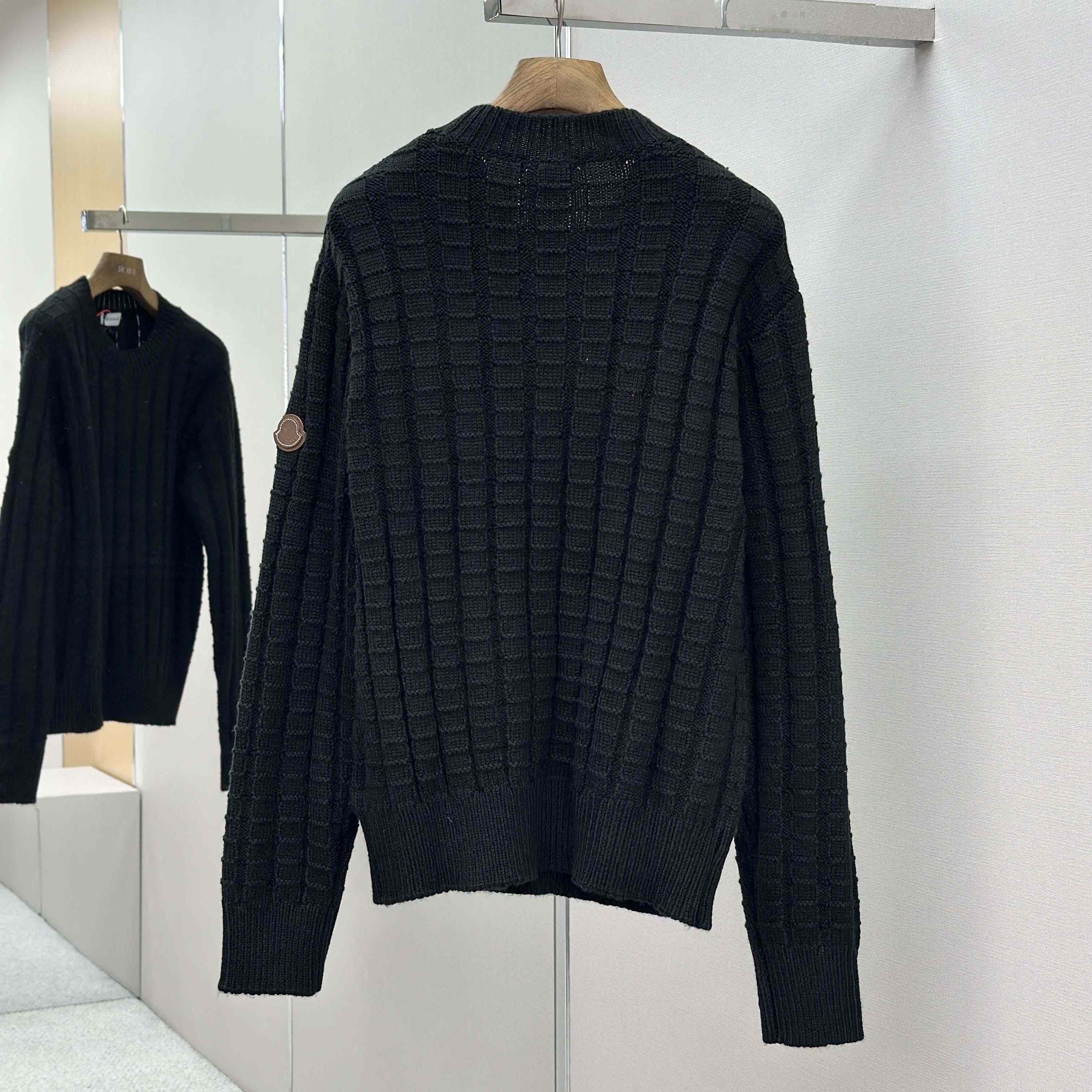 Moncler Wool & Cashmere Jumper - DesignerGu