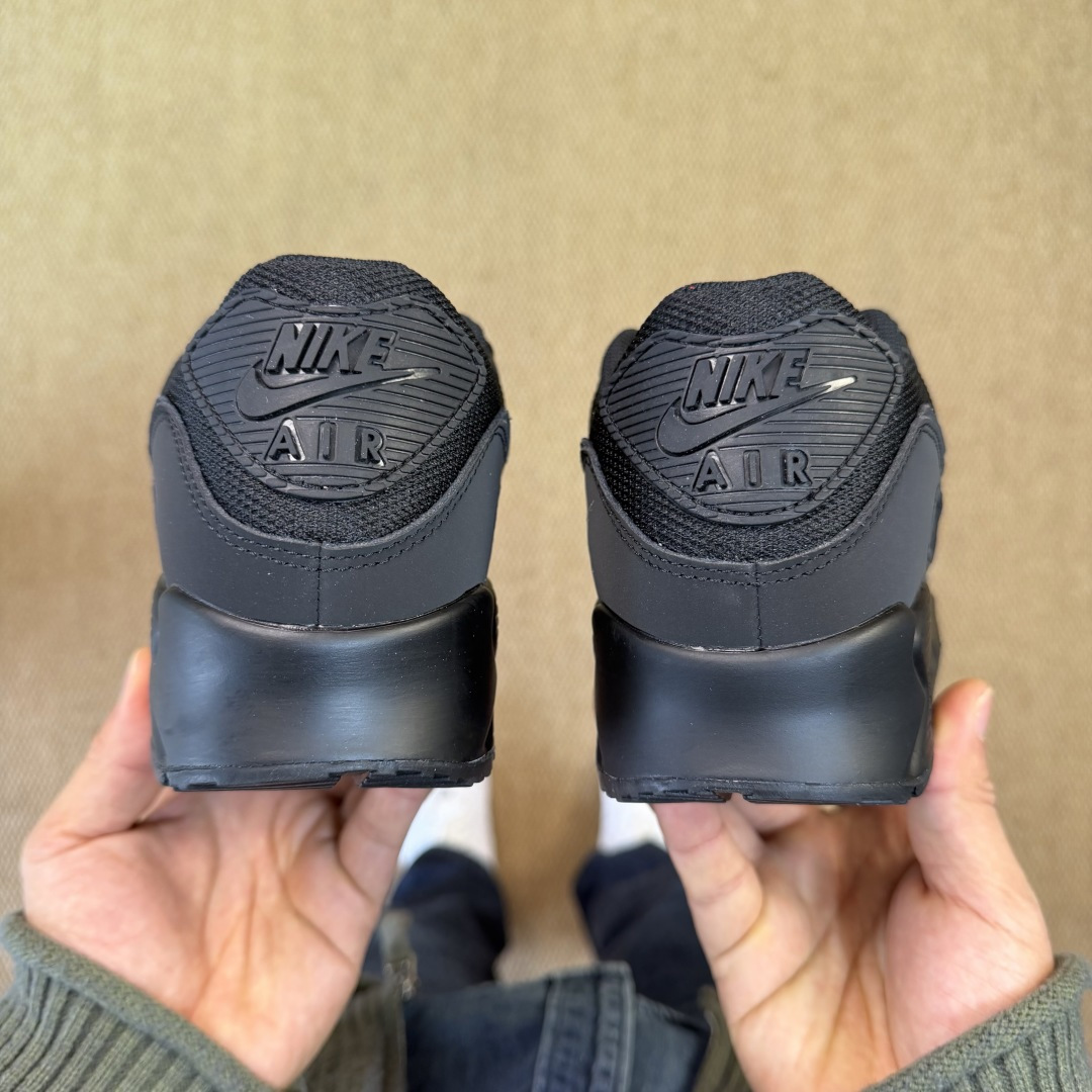 Nike Air Max 90 Sneakers     CN8490-003 - DesignerGu