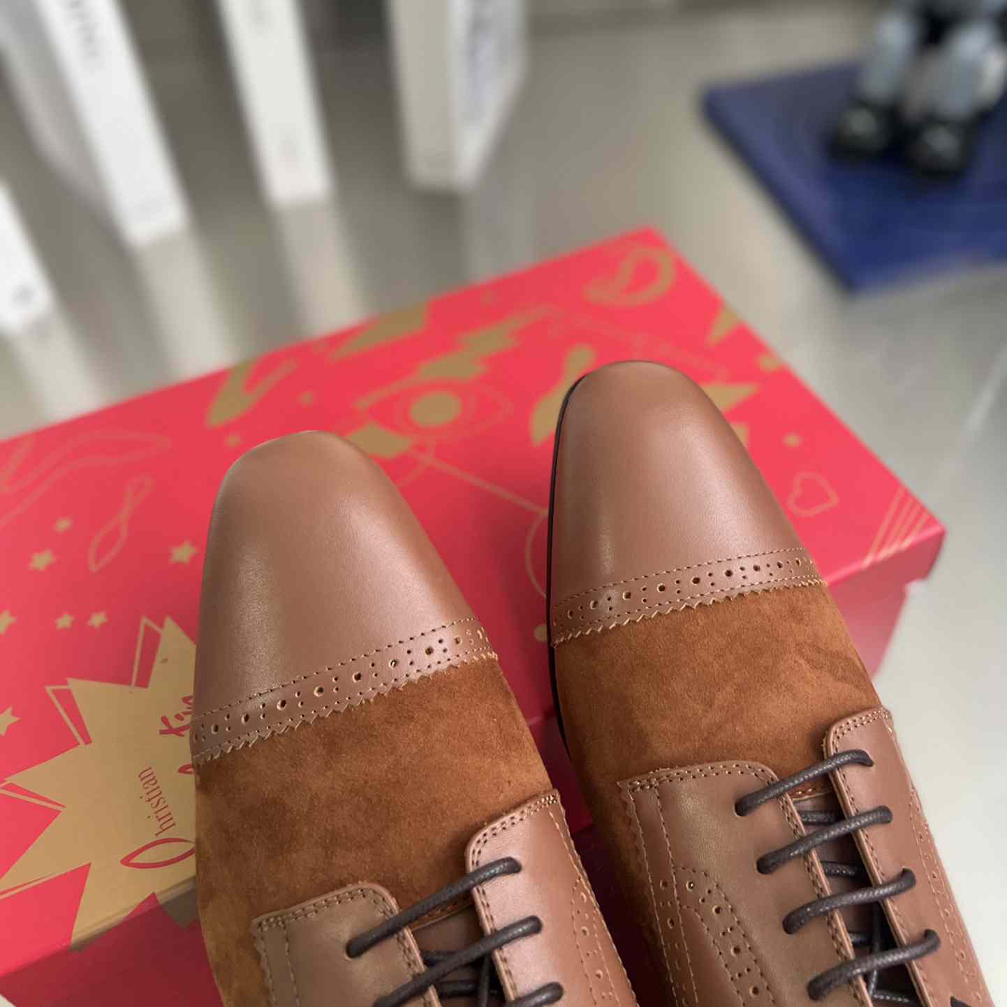 Christian Louboutin Greggo - Oxfords - DesignerGu