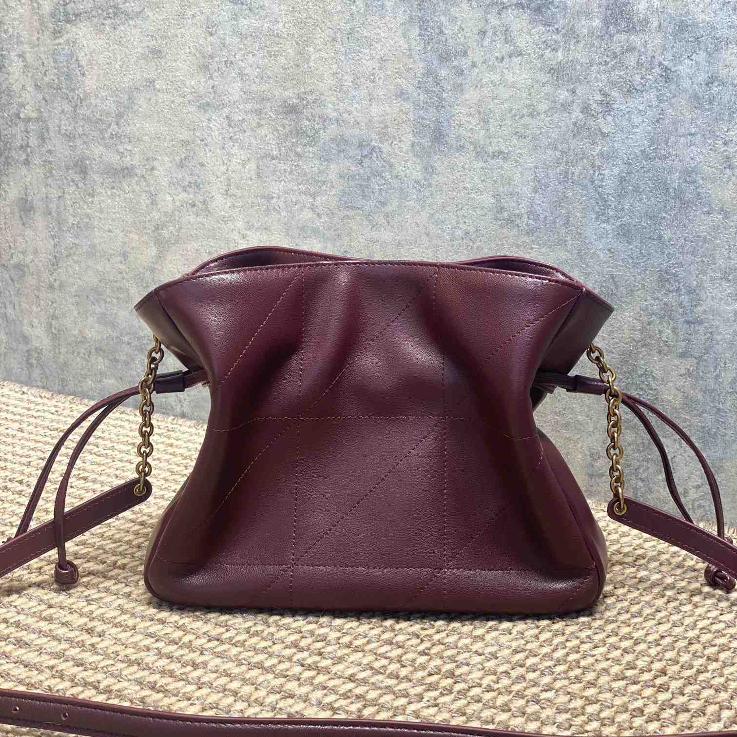 Saint Laurent Jamie Shoulder Pouch In Lambskin - DesignerGu