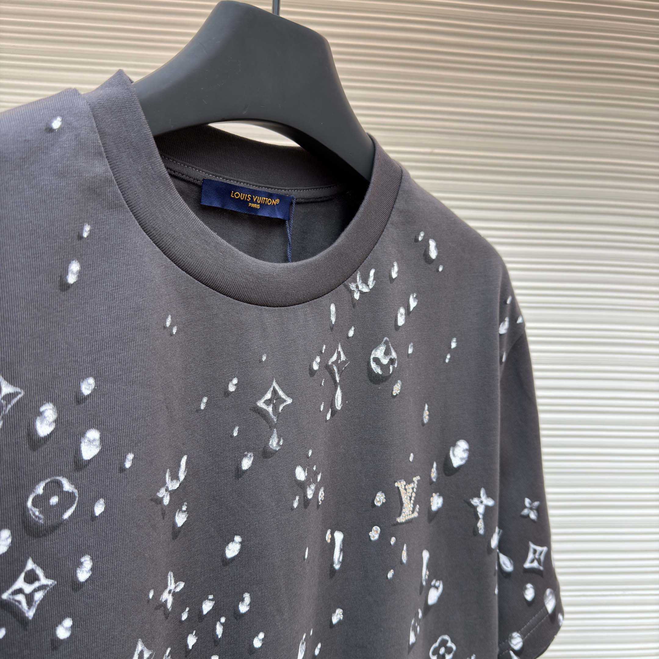 Louis Vuitton Monogram Short-Sleeved T-Shirt   1AJCBF - DesignerGu