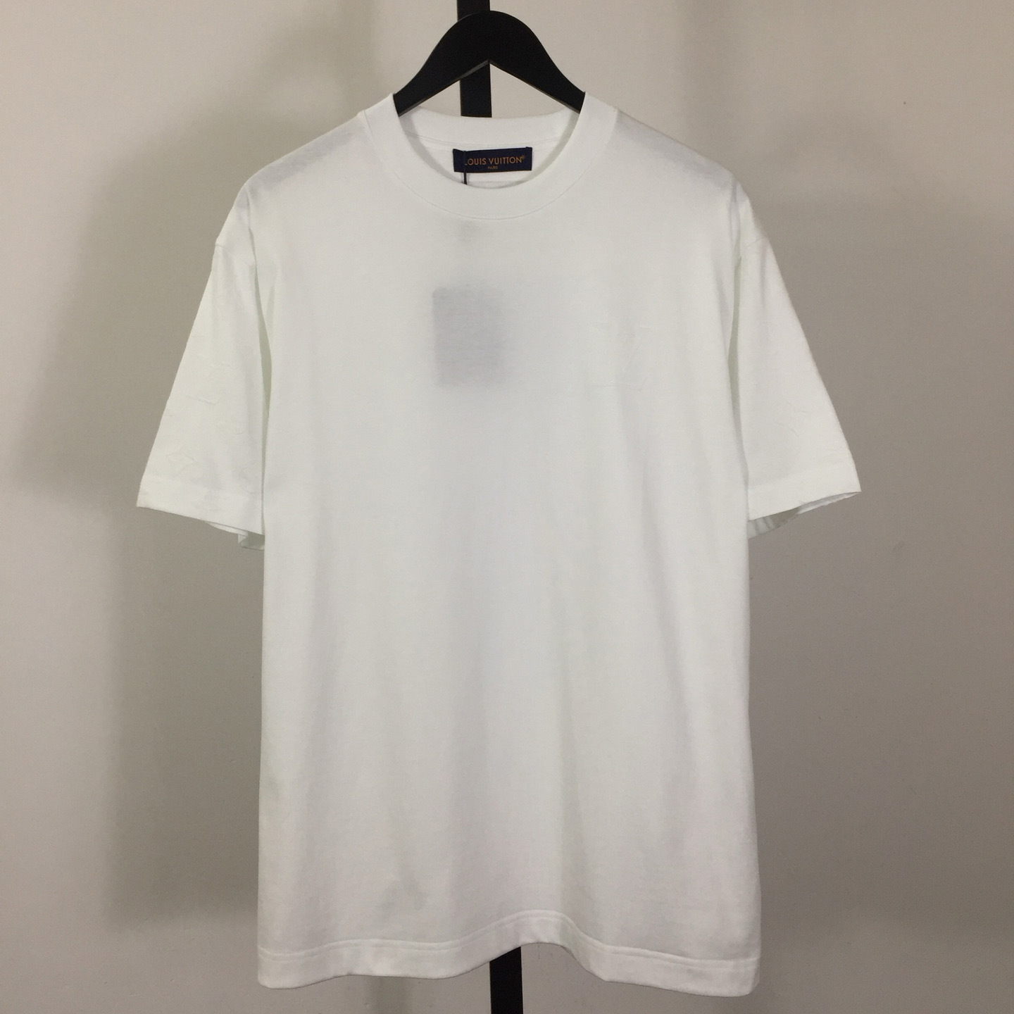 Louis Vuitton LV T-Shirt  - DesignerGu