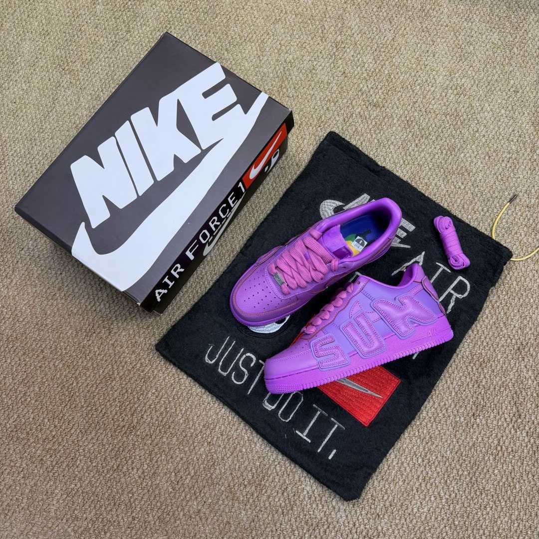 Nike Air Force 1 Low 