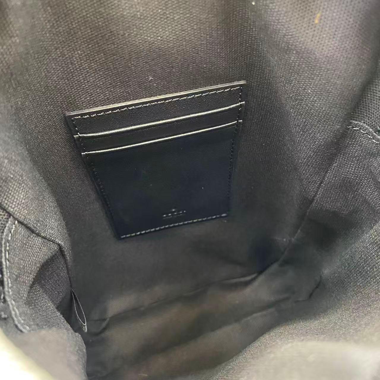 Gucci GG Emblem Small Crossbody Bag 850238 - DesignerGu