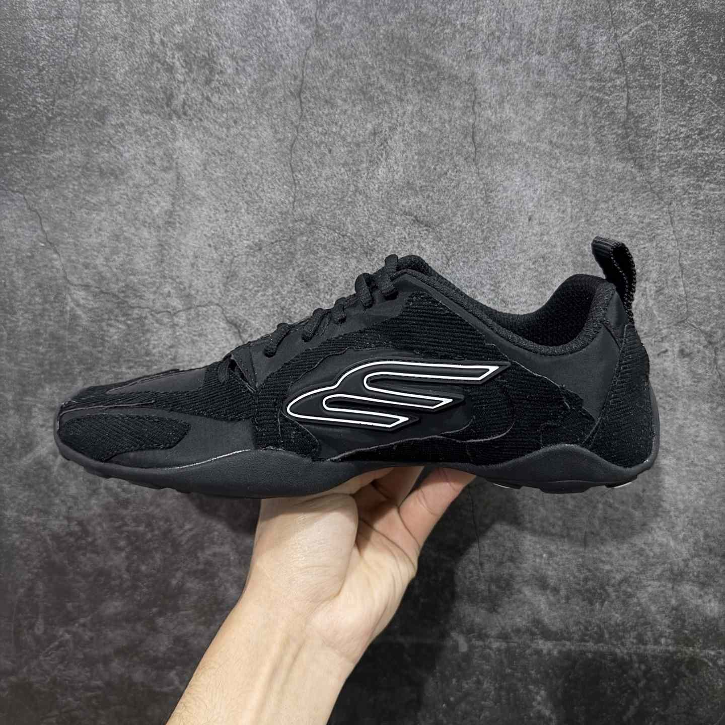 Balenciaga Monday Ultra Sneaker In Black - DesignerGu