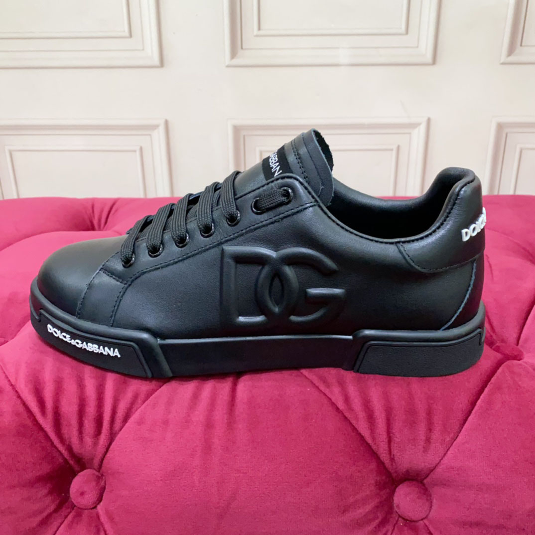 Dolce & Gabbana Sneakers - DesignerGu