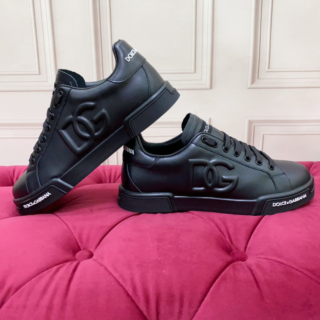 Dolce & Gabbana Sneakers - DesignerGu