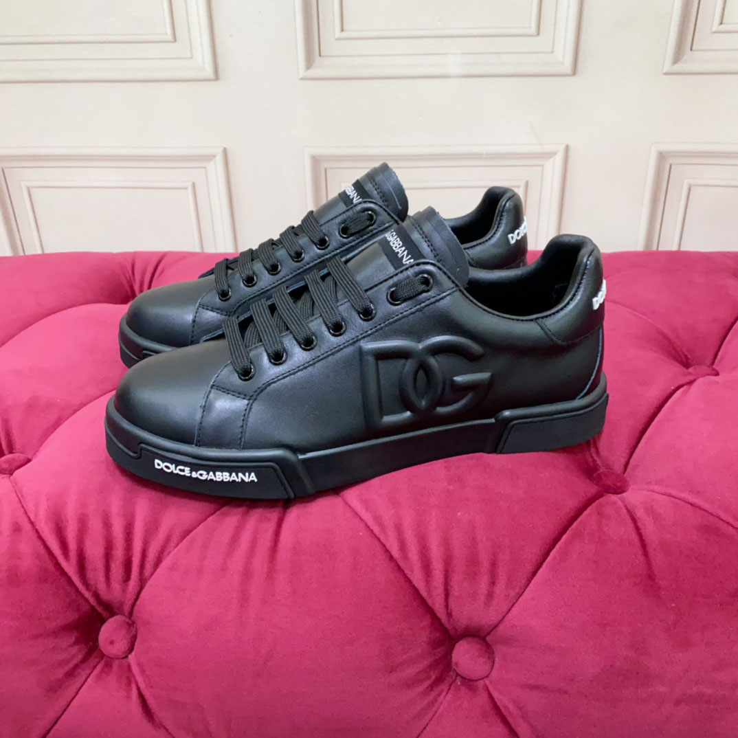 Dolce & Gabbana Sneakers - DesignerGu
