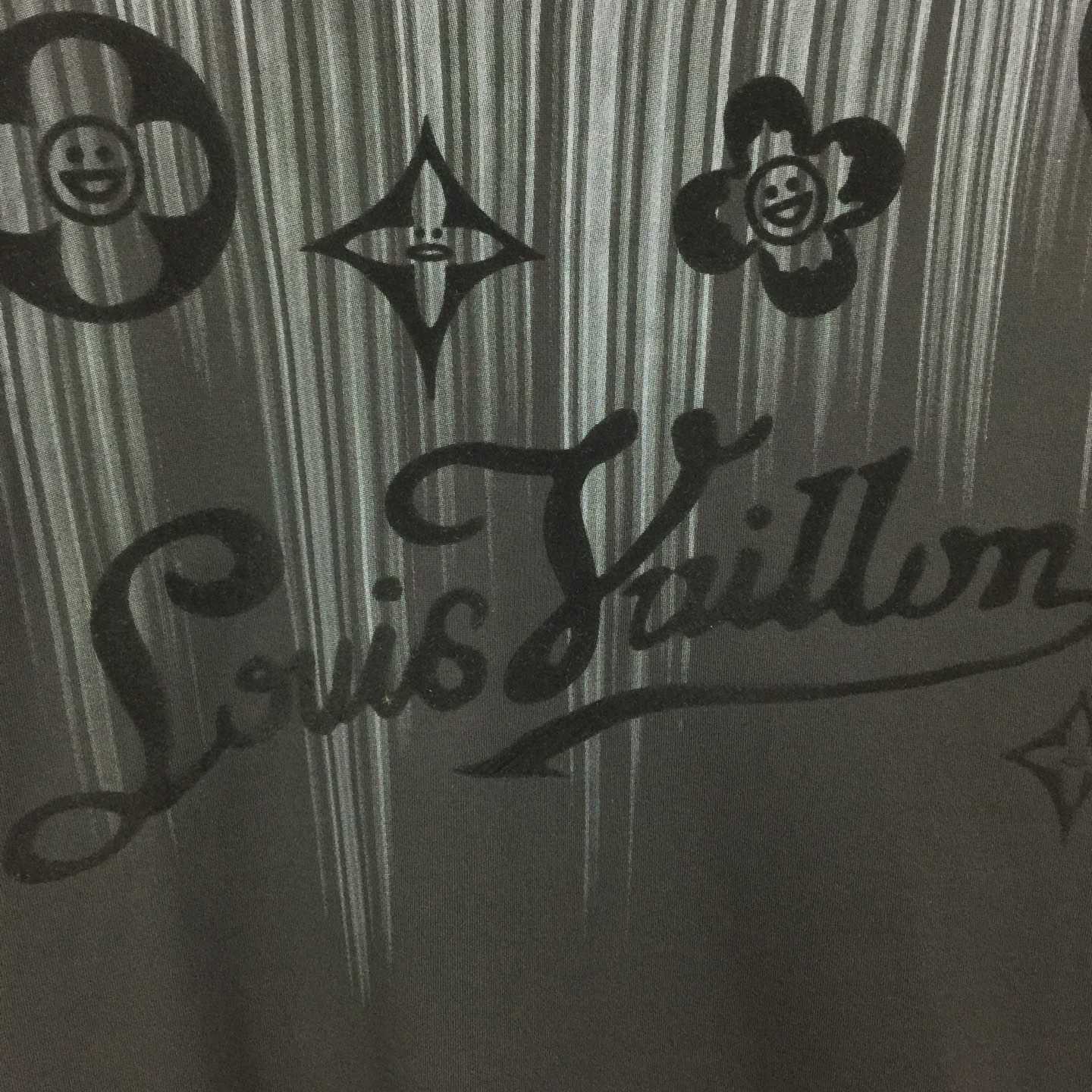 Louis Vuitton T-shirt Monogram - DesignerGu
