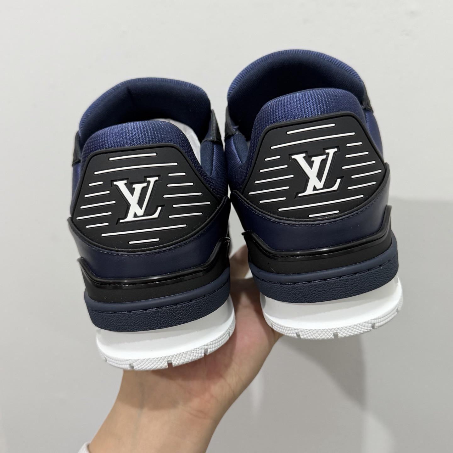 Louis Vuitton LV Trainer Sneaker    1AJ234 - DesignerGu