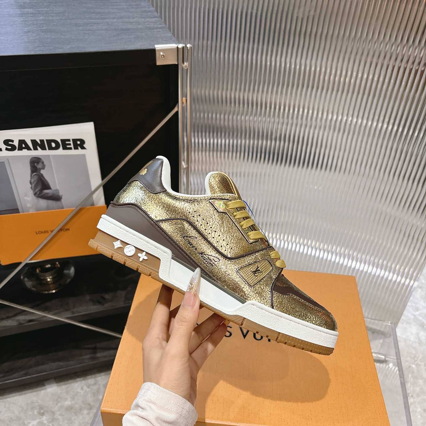 Louis Vuitton LV Trainer Sneaker    1AJA14 - DesignerGu