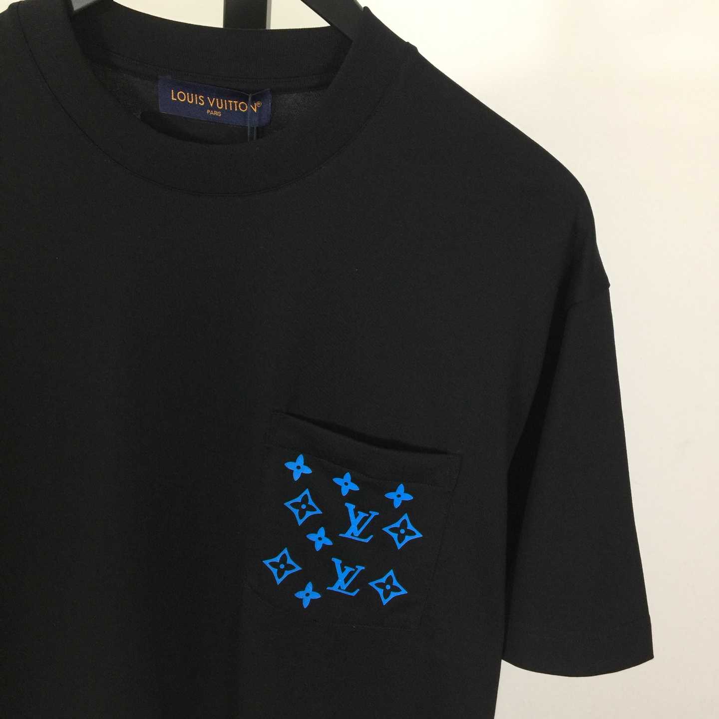 Louis Vuitton Printed Signature T-Shirt  - DesignerGu