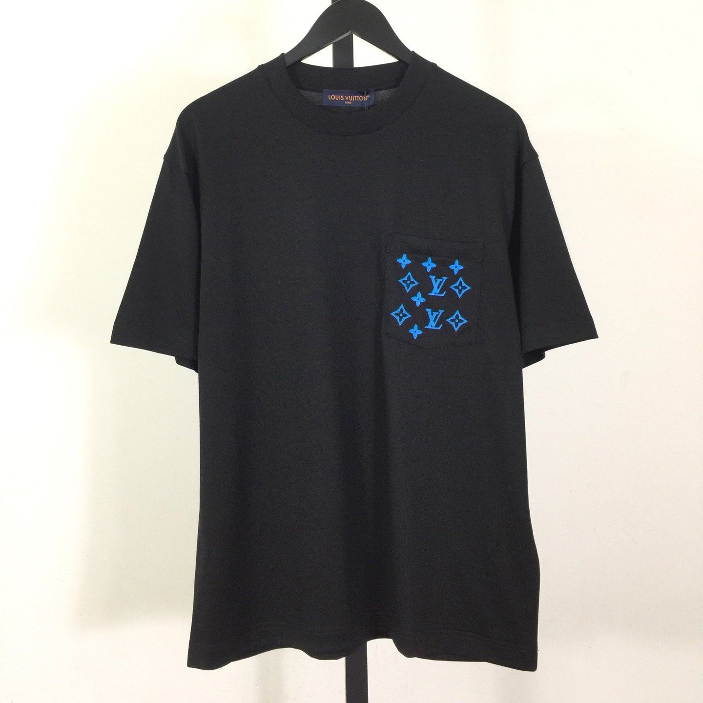Louis Vuitton Printed Signature T-Shirt  - DesignerGu