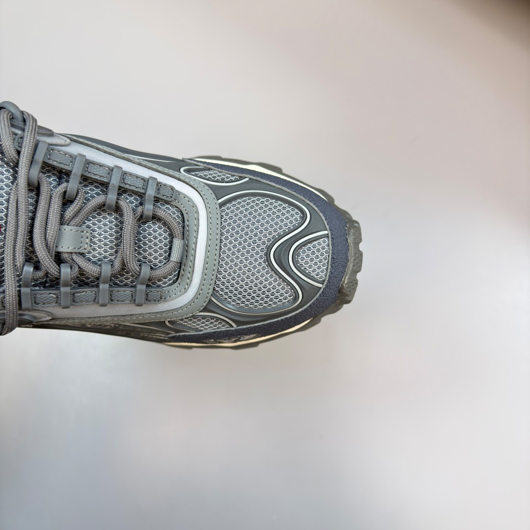 Louis Vuitton Summit Sneaker 1AJAG7 - DesignerGu