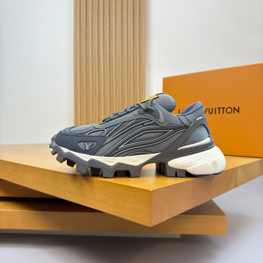 Louis Vuitton Summit Sneaker 1AJAG7 - DesignerGu