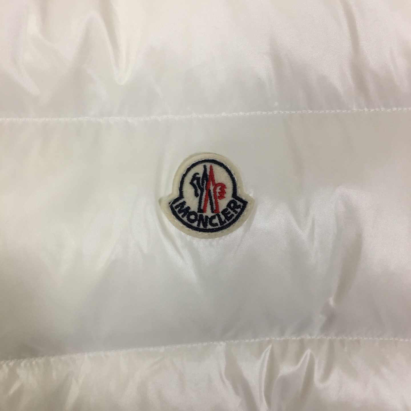 Moncler Contrin Down Vest - DesignerGu