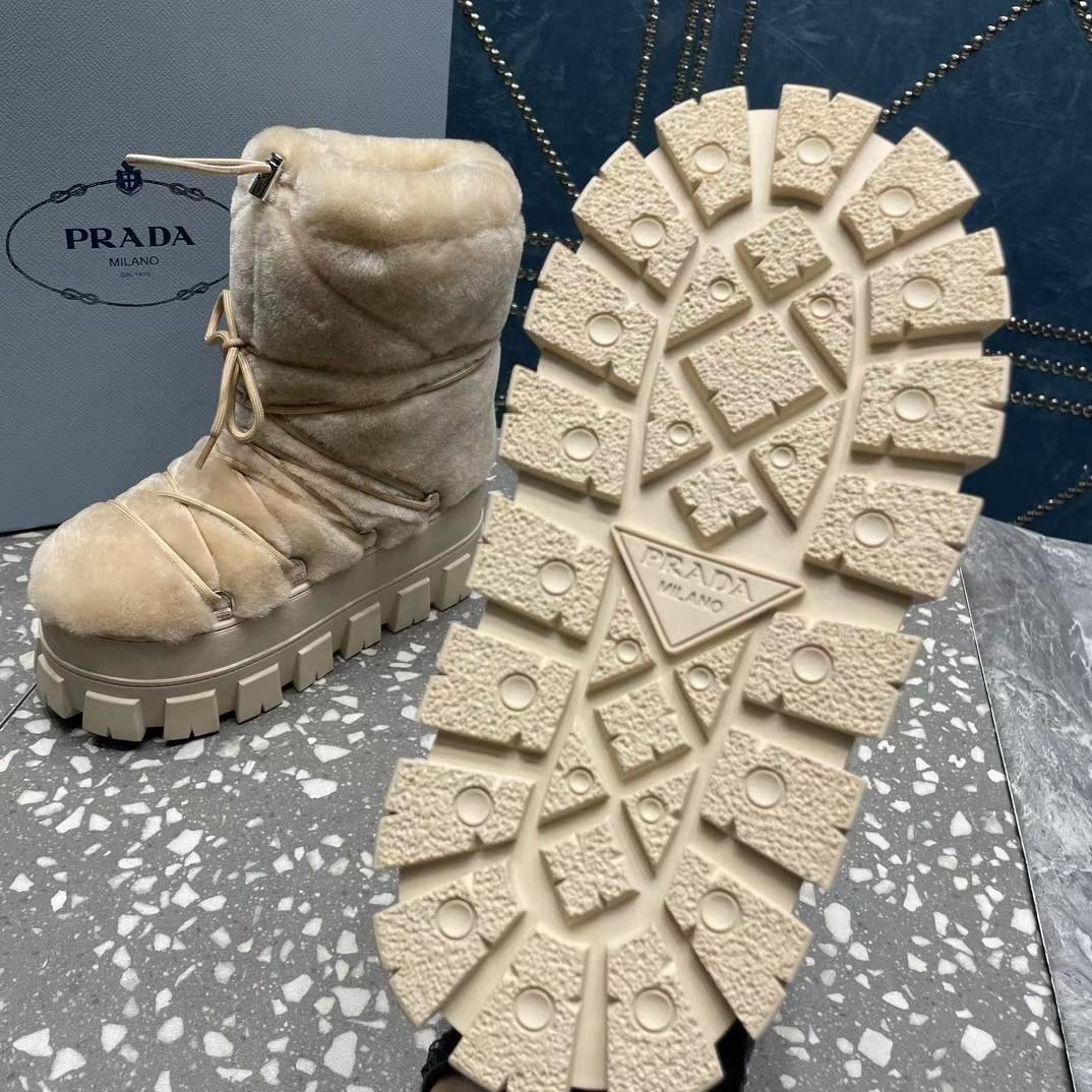 Prada Shearling Après Ski Booties - DesignerGu