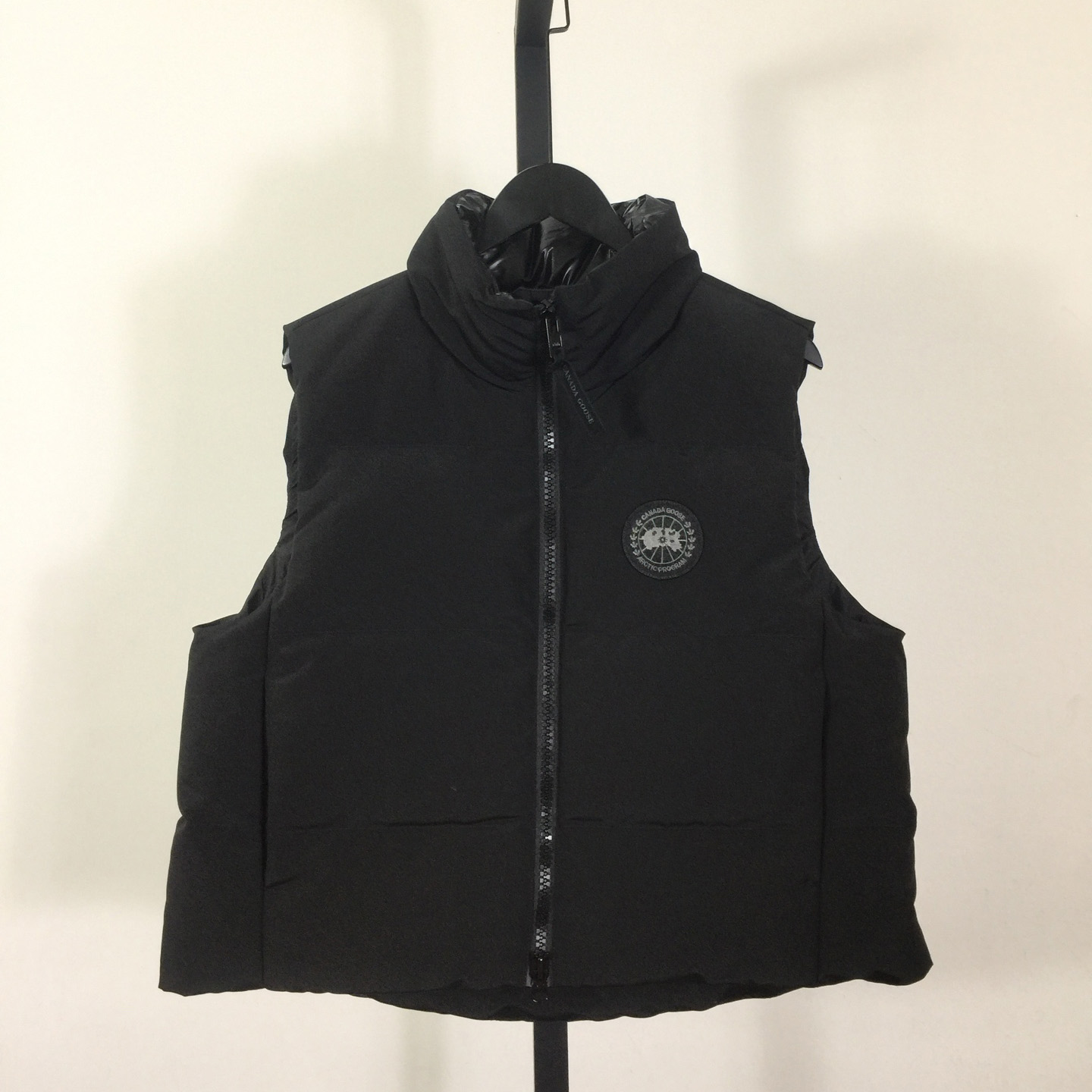 Canada Goose Grandview Cropped Vest Black Label - DesignerGu