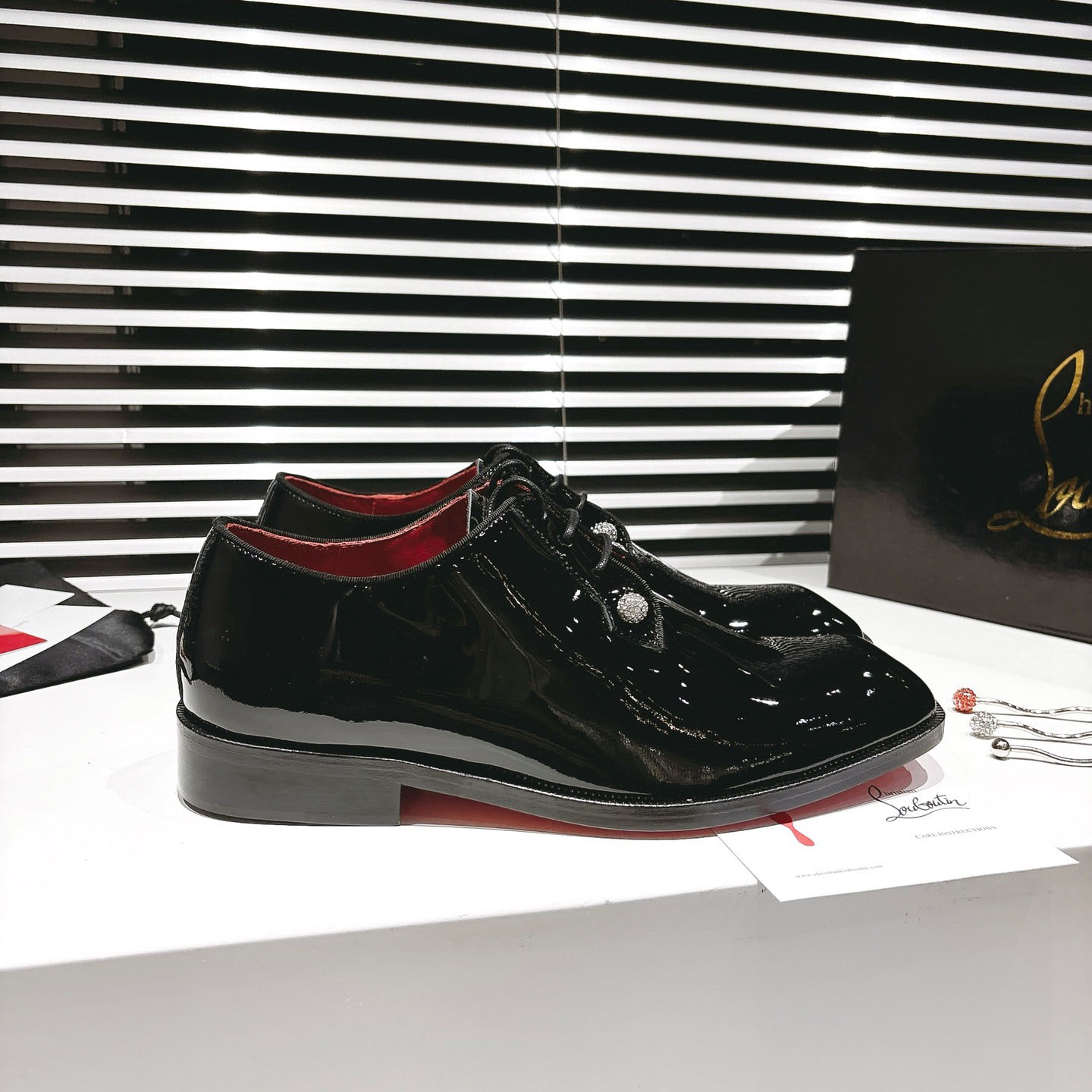 Christian Louboutin Chambeliss Night Strass - DesignerGu