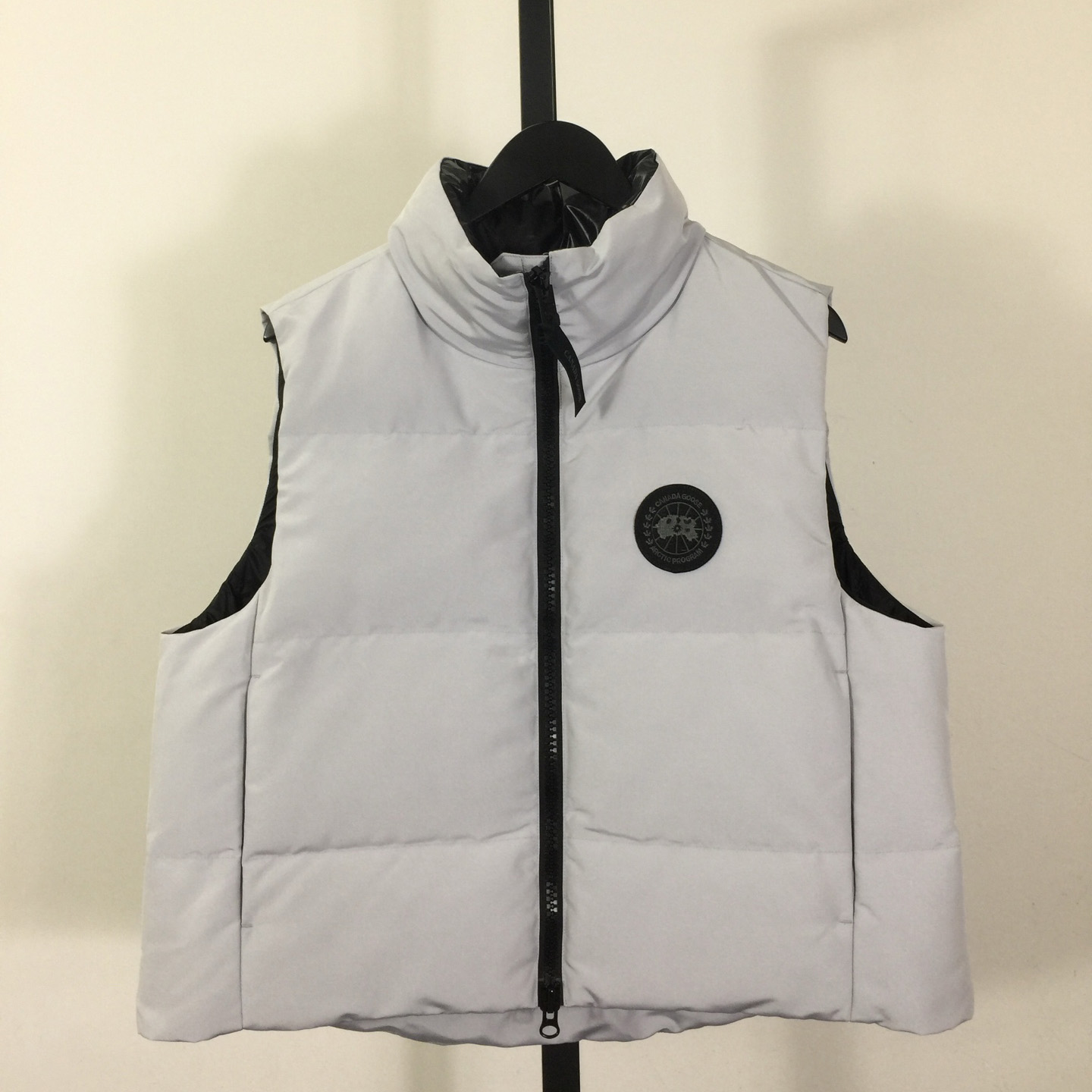 Canada Goose Grandview Cropped Vest Black Label - DesignerGu