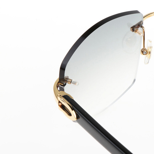 Cartier CT 4189706 Black Buffalo Sunglasses In Gold Gradient Grey - DesignerGu