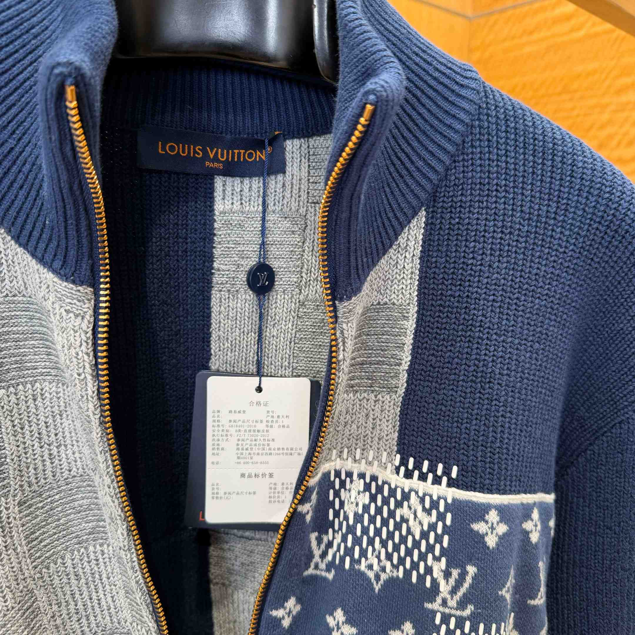 Louis Vuitton Zip Up Patchwork Tracktop 1AIMAA  - DesignerGu