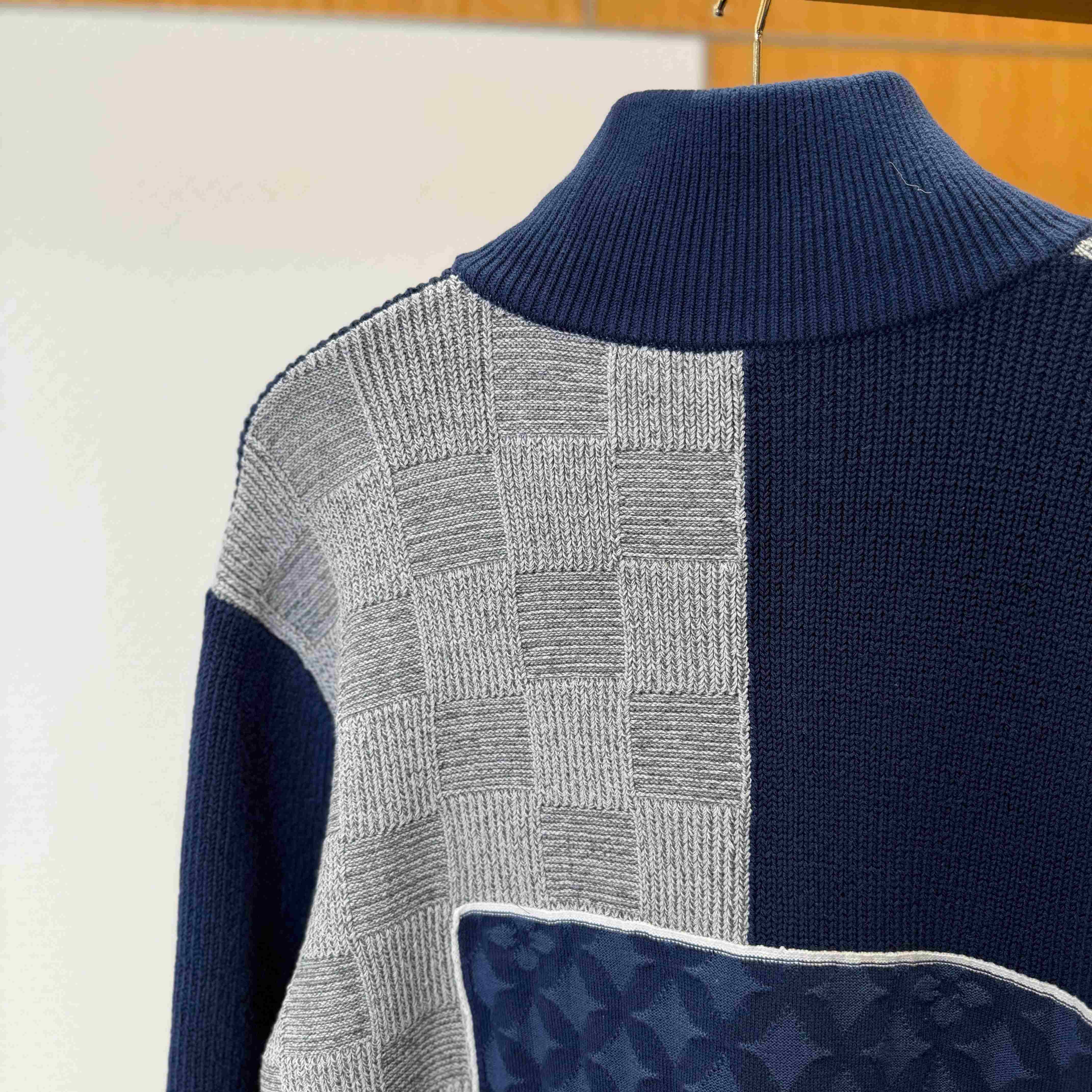 Louis Vuitton Zip Up Patchwork Tracktop 1AIMAA  - DesignerGu