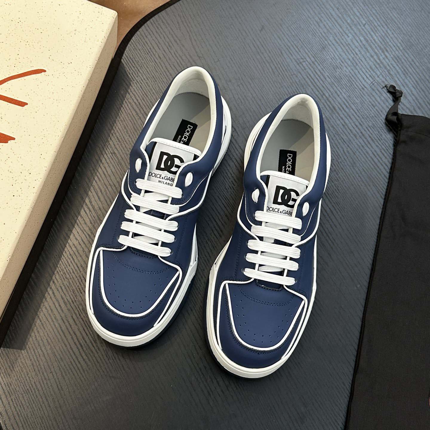 Dolce & Gabbana New Roma Leather Sneakers - DesignerGu