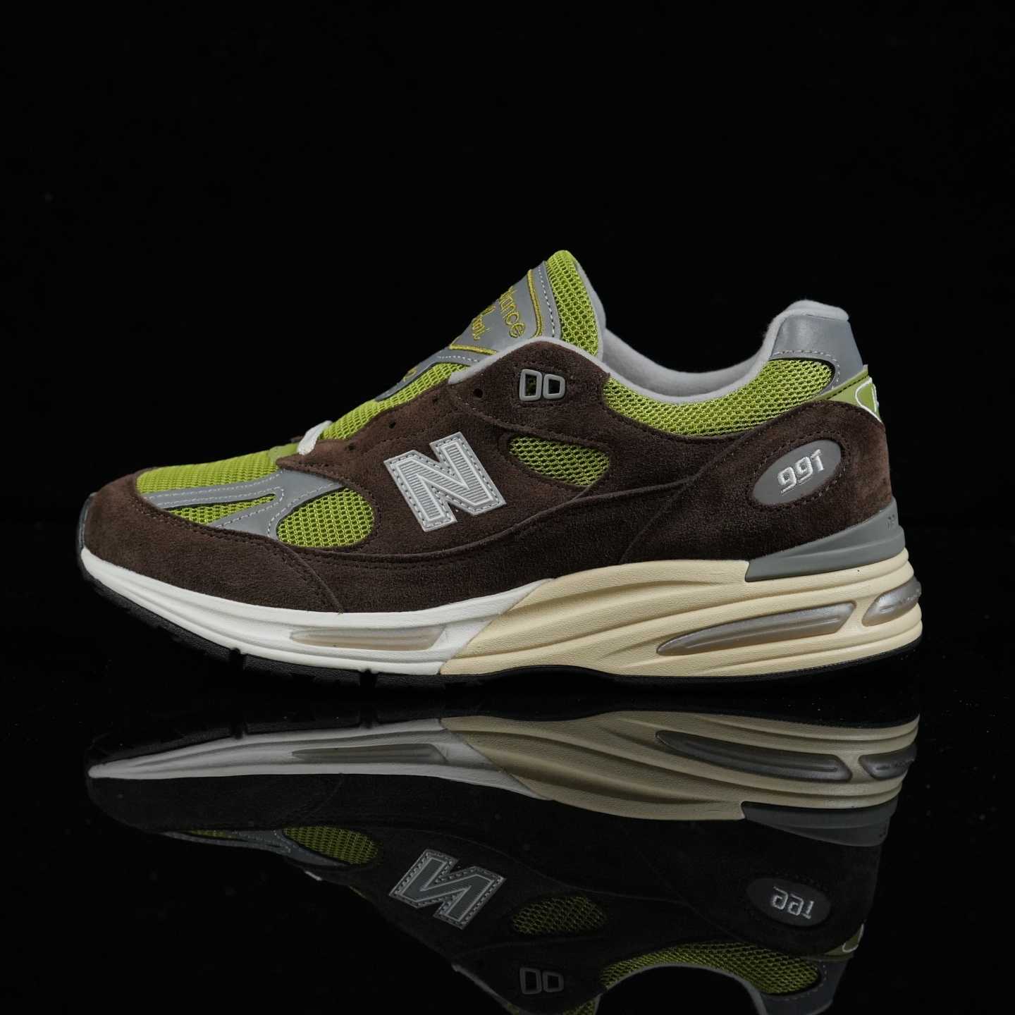 KITH x Danielle Cathari X New Balance Reverse Matcha    U991CK2 - DesignerGu