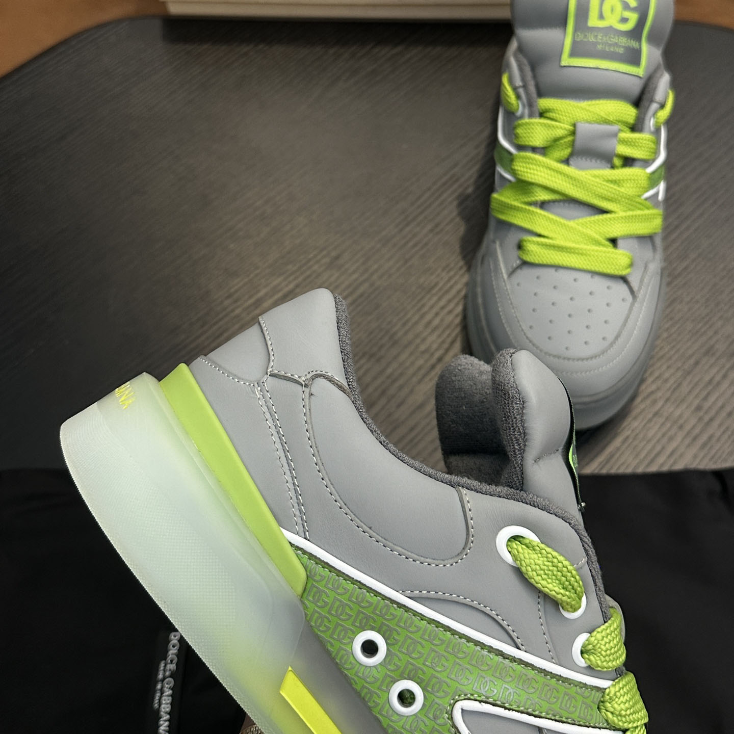 Dolce & Gabbana New Roma Label Low-Top Sneakers - DesignerGu