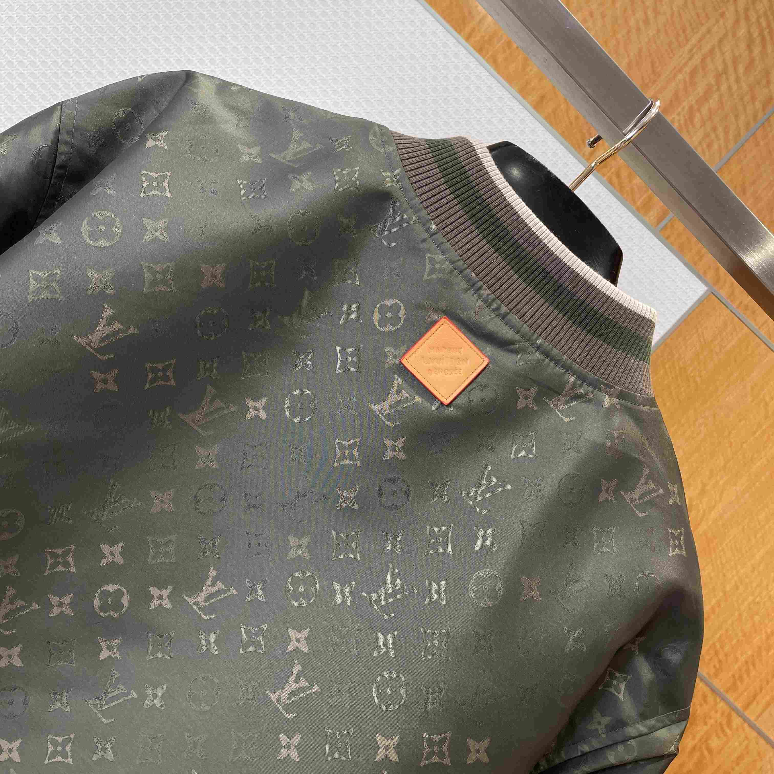 Louis Vuitton Monogram Bomber 1AJBDT - DesignerGu