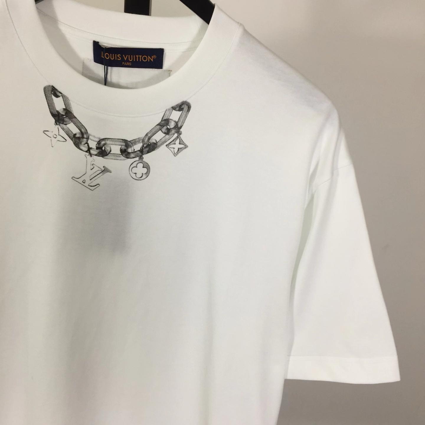 Louis Vuitton Chain Detail T-Shirt  - DesignerGu