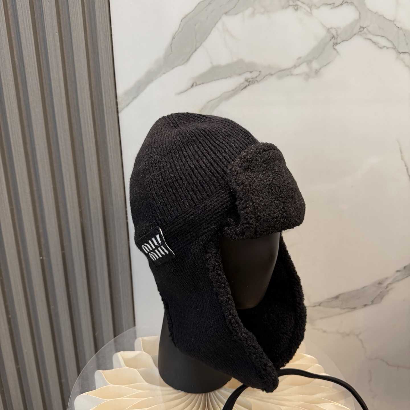 Miu Miu Sherpa Trapper - DesignerGu