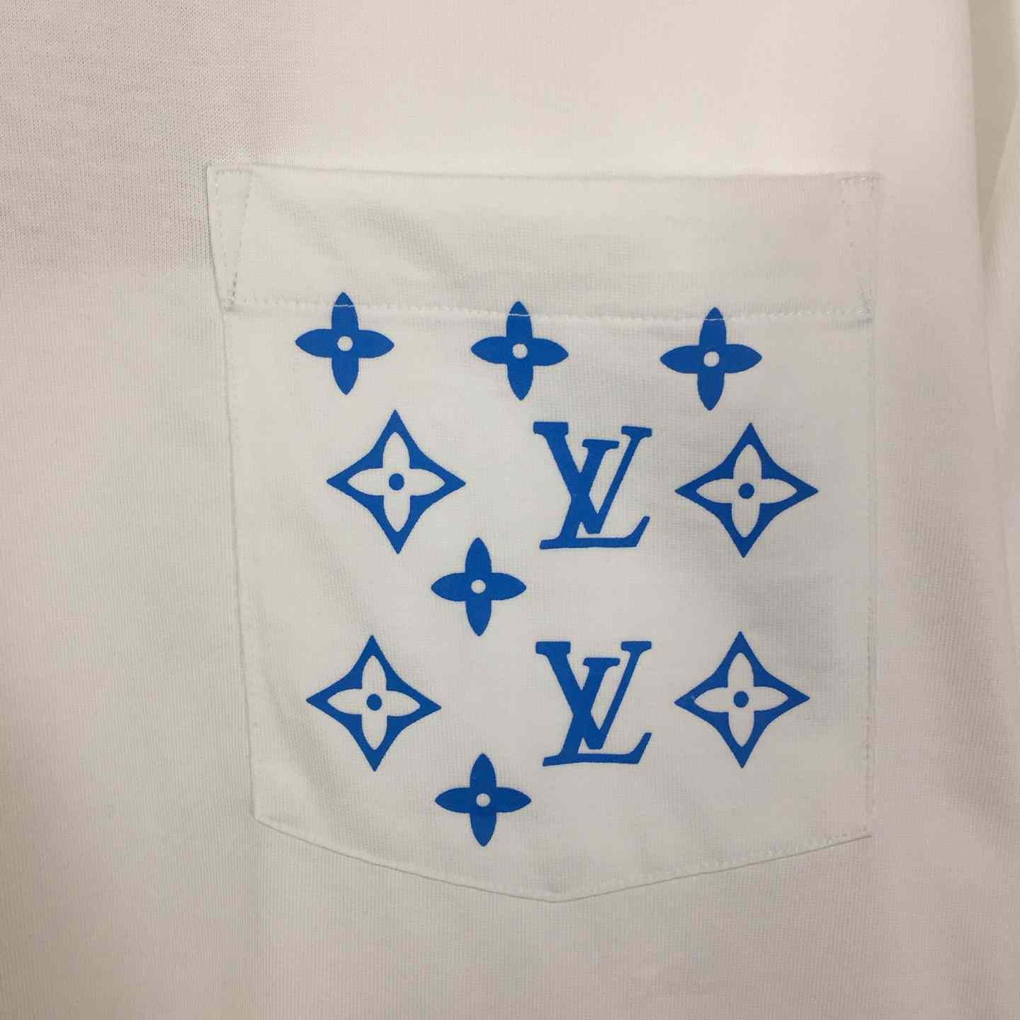 Louis Vuitton Printed Signature T-Shirt  - DesignerGu