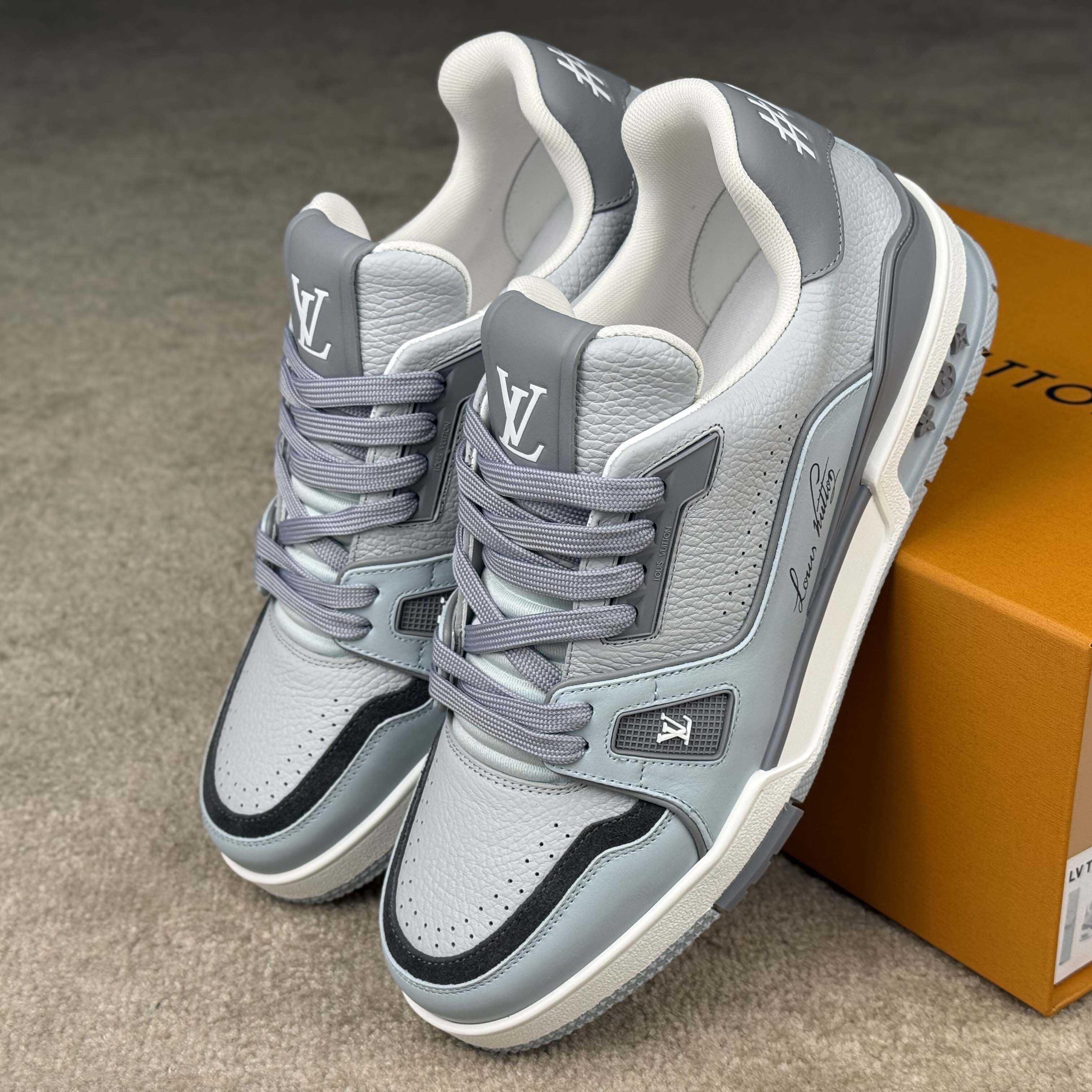 Louis Vuitton LV Trainer Sneaker   1AJCZ4 - DesignerGu