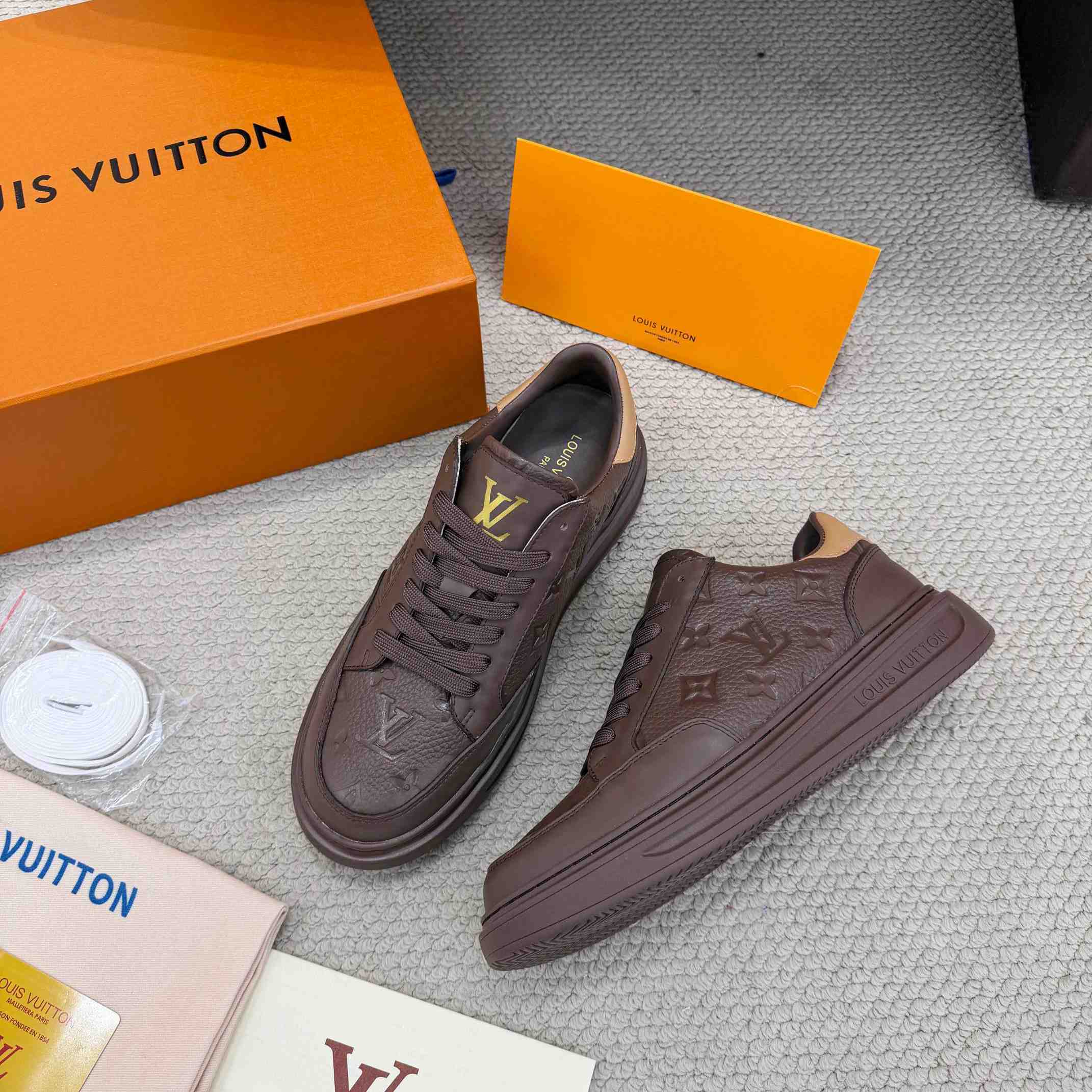 Louis Vuitton Beverly Hills Sneaker 1AJ925   - DesignerGu