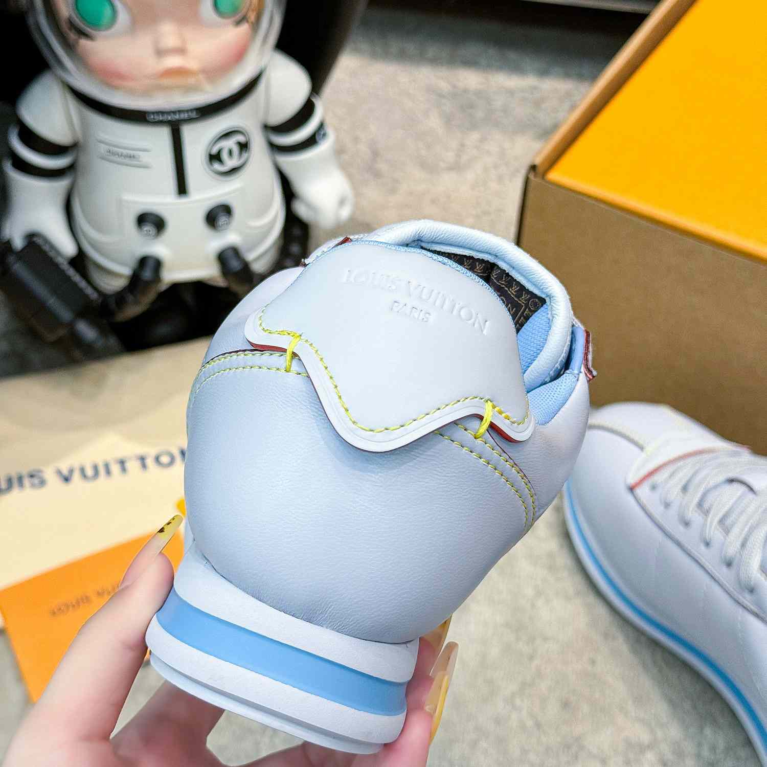 Louis Vuitton LV BUTTERSOFT Sneaker    1AIKI9 - DesignerGu