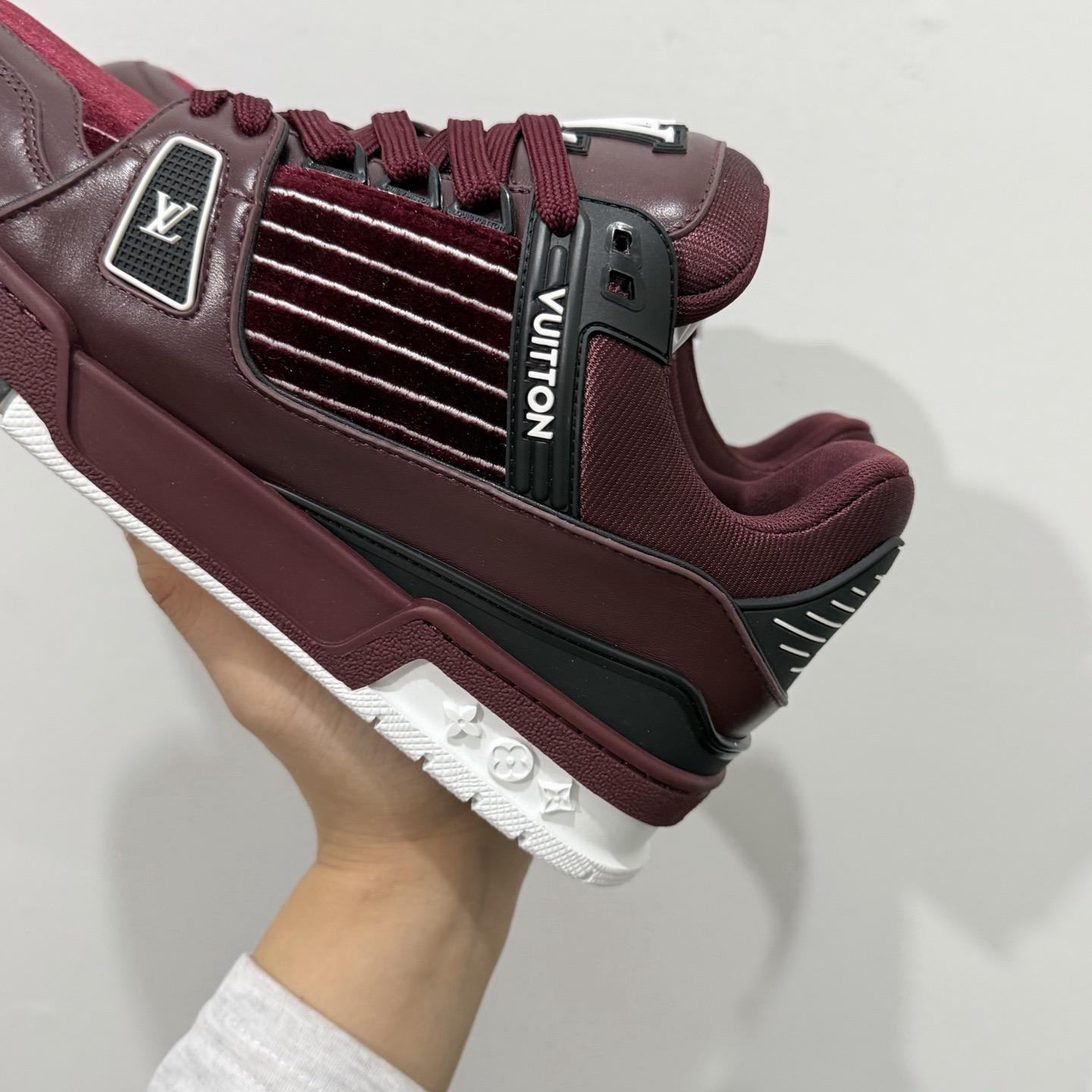 Louis Vuitton LV Trainer Sneaker    1AJ960 - DesignerGu