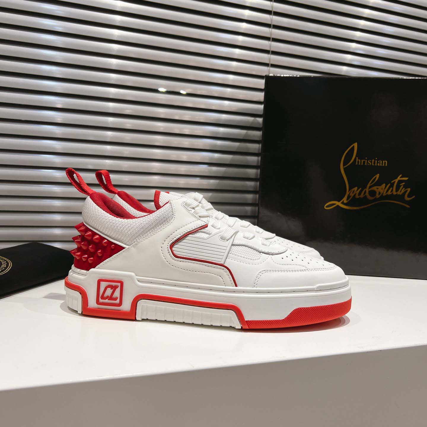 Christian Louboutin Astroloubi Leather Sneakers - DesignerGu