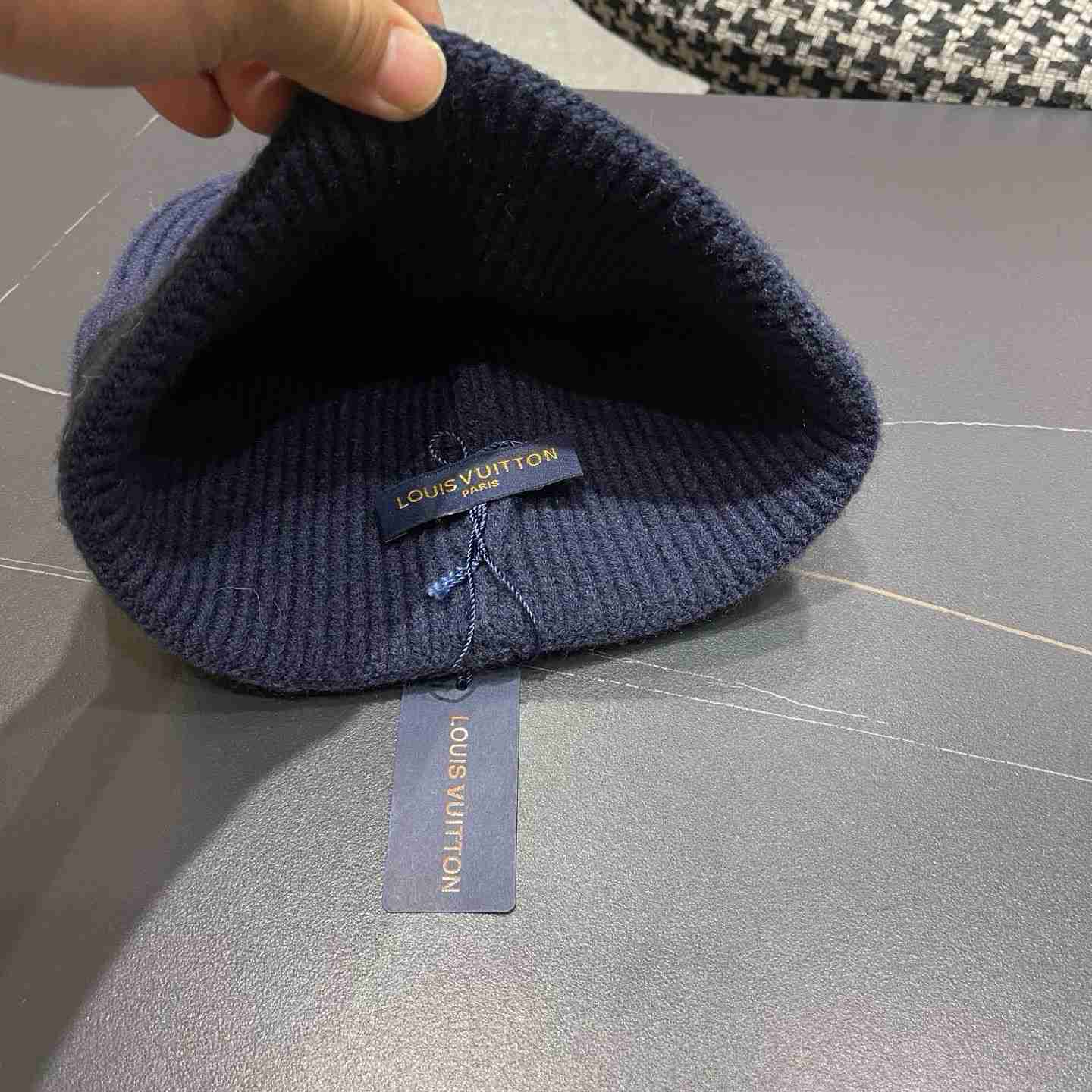 Louis Vuitton Beanie    - DesignerGu