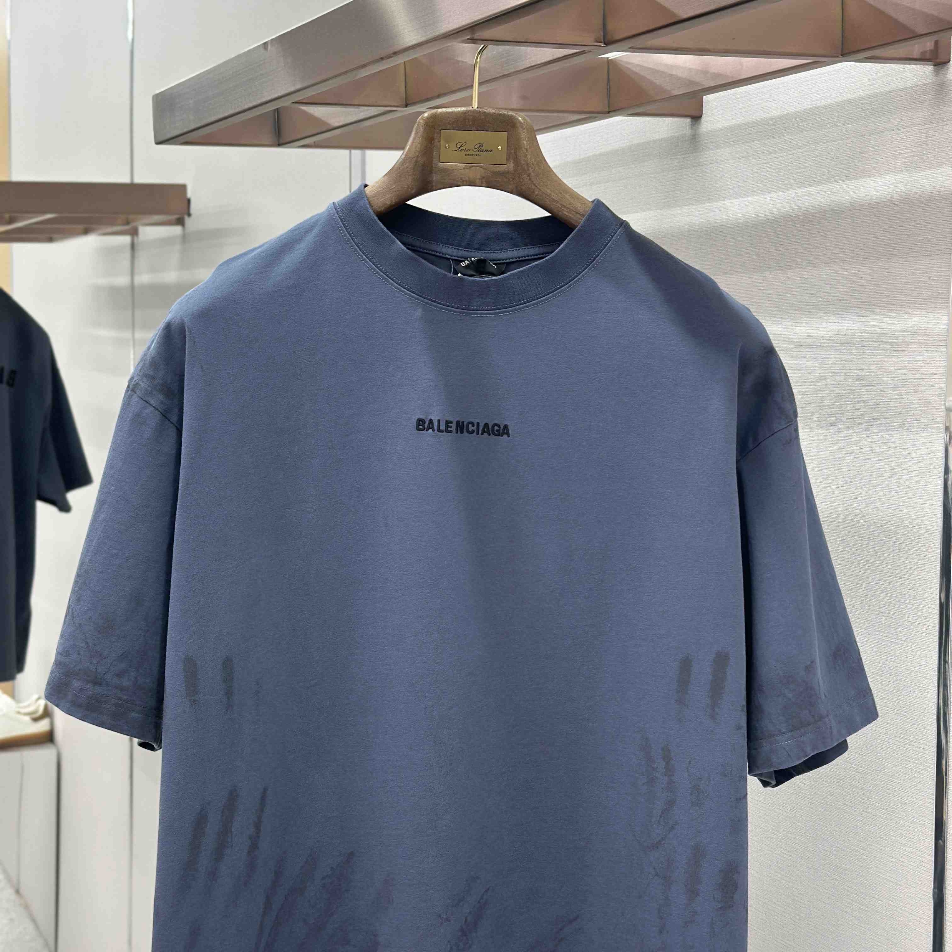 Balenciaga Balenciaga Back T-shirt Medium Fit in Faded Dark Blue - DesignerGu