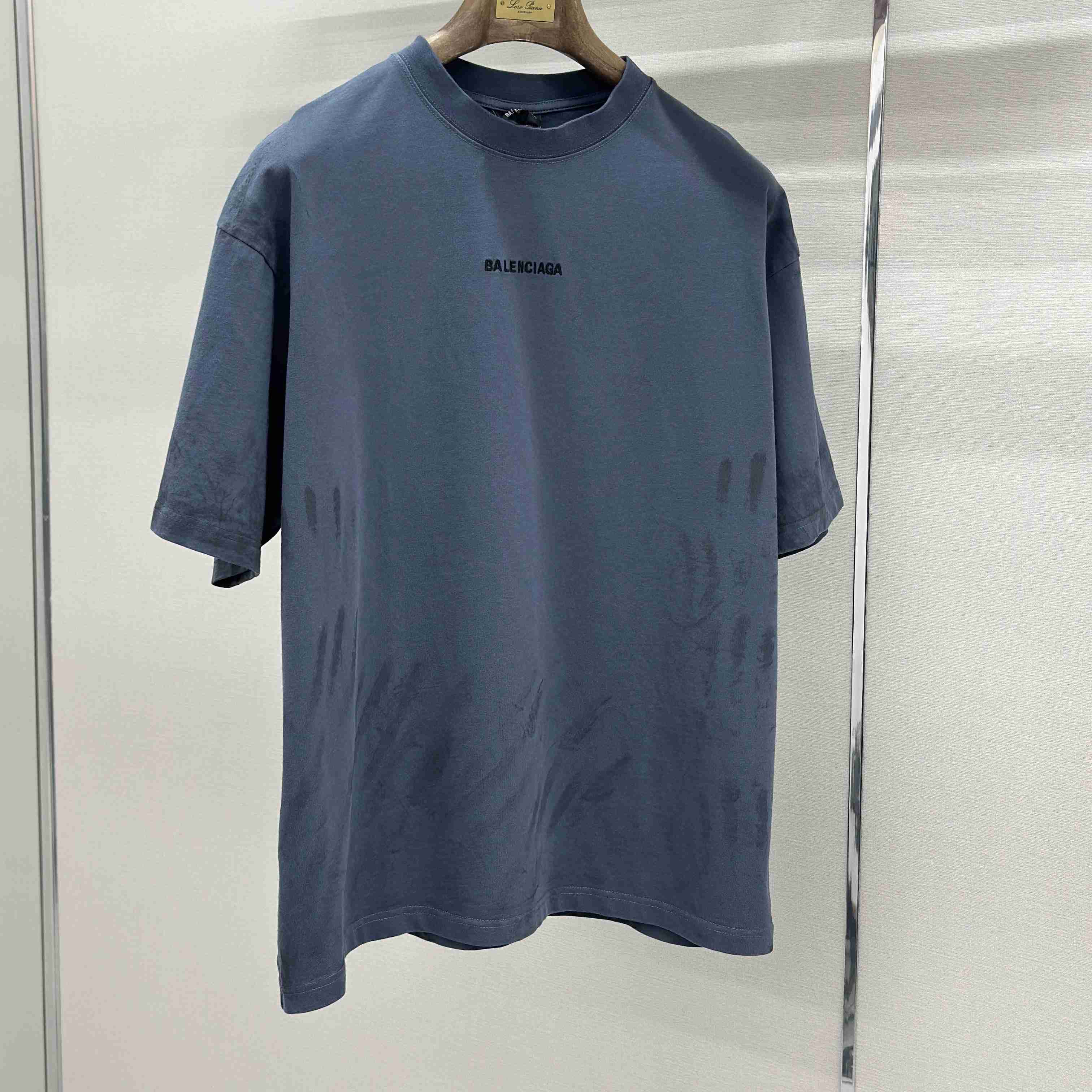 Balenciaga Balenciaga Back T-shirt Medium Fit in Faded Dark Blue - DesignerGu