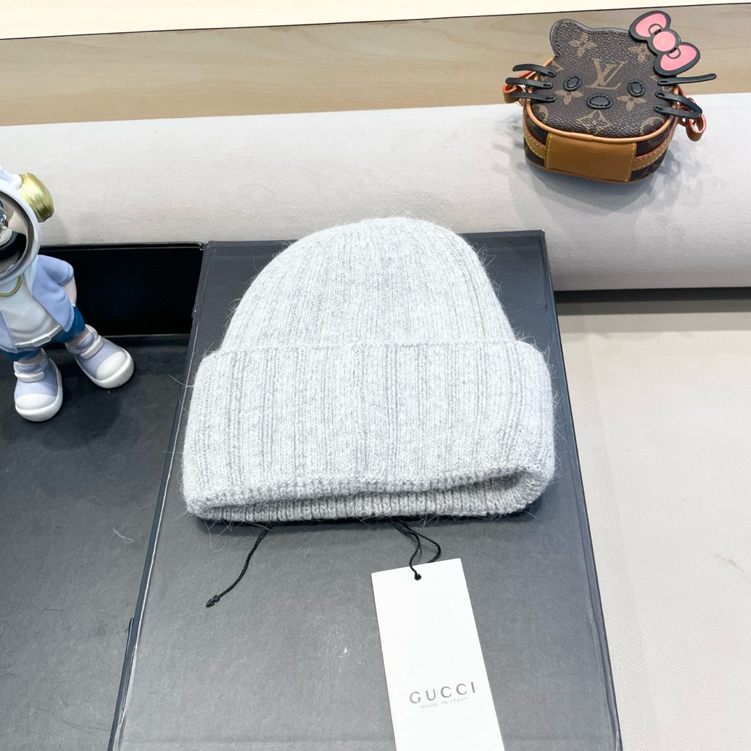 Gucci Beanie    - DesignerGu