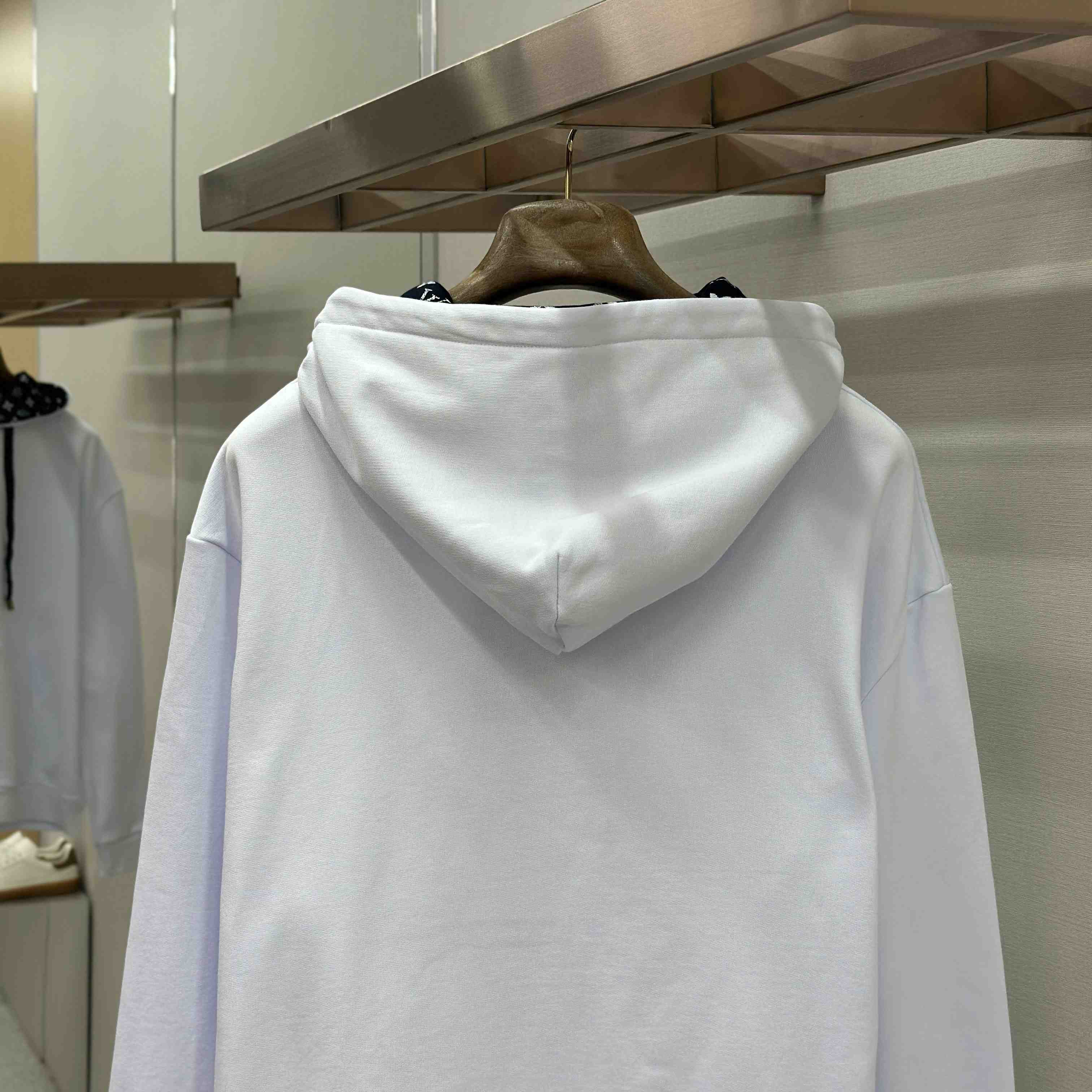 Louis Vuitton Cotton Hoodie 1AHUGK - DesignerGu