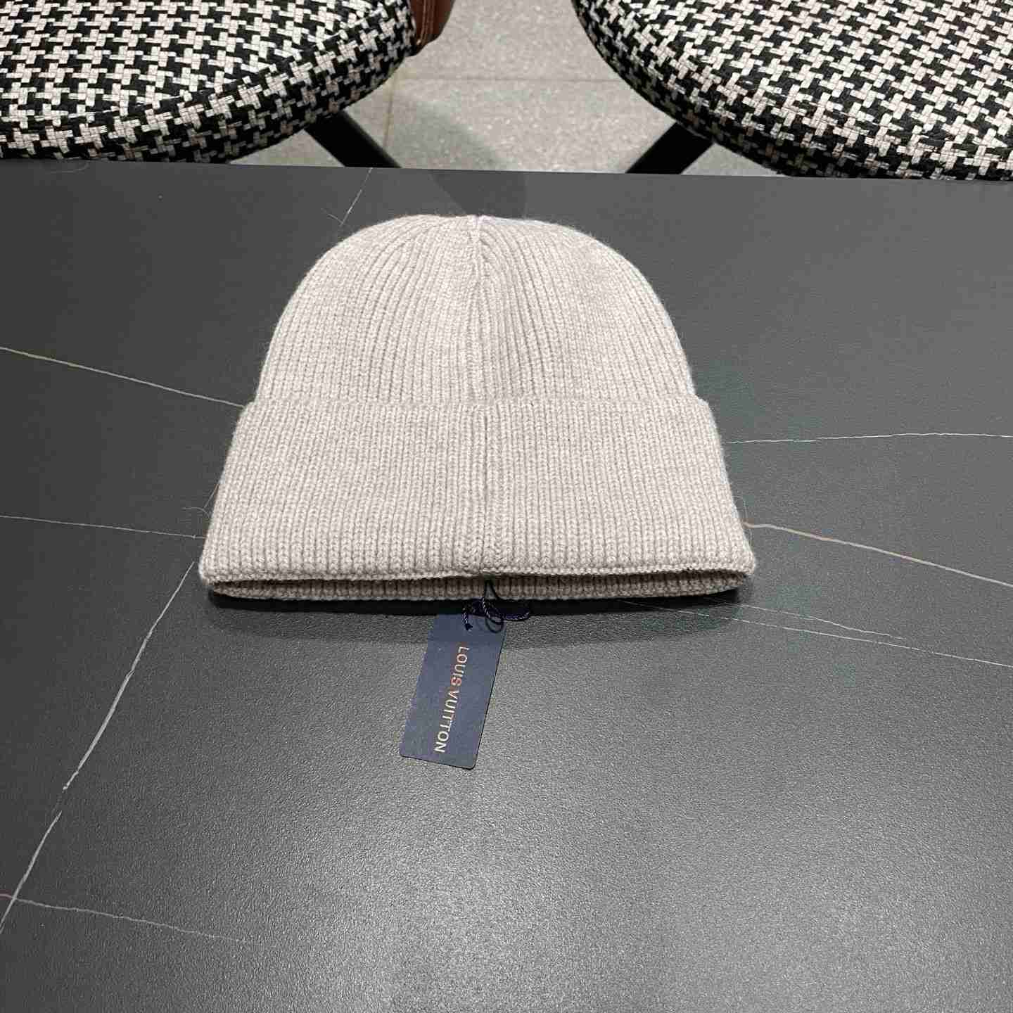 Louis Vuitton Beanie    - DesignerGu