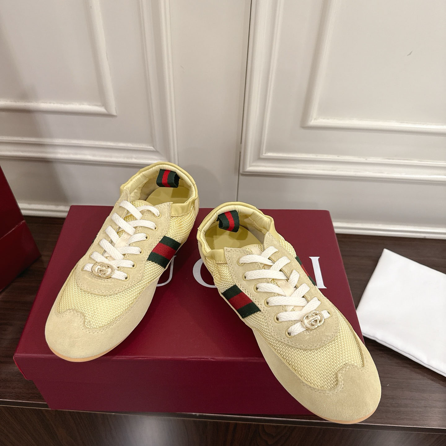 Gucci Women's Gucci Shift Sneaker - DesignerGu