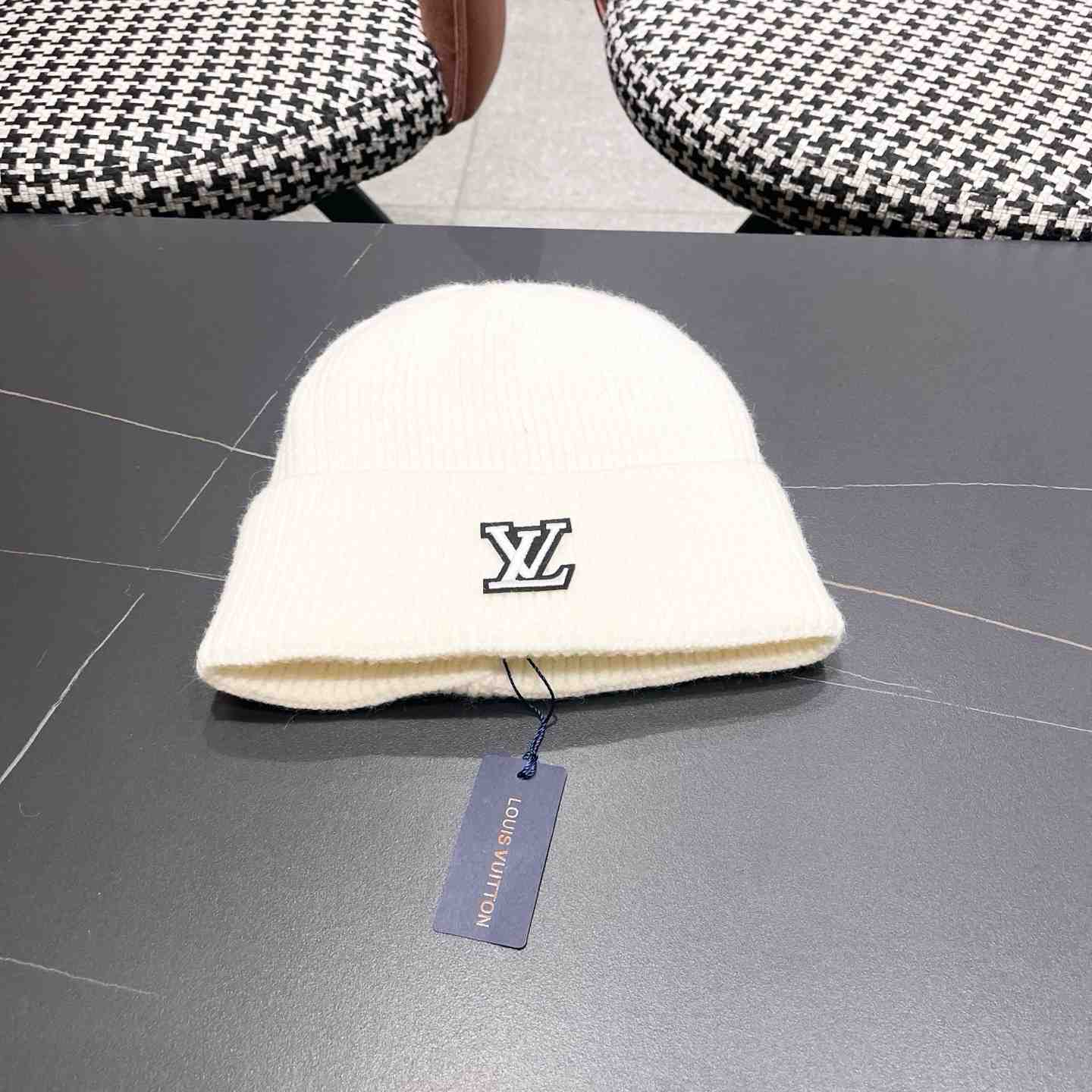 Louis Vuitton Beanie    - DesignerGu