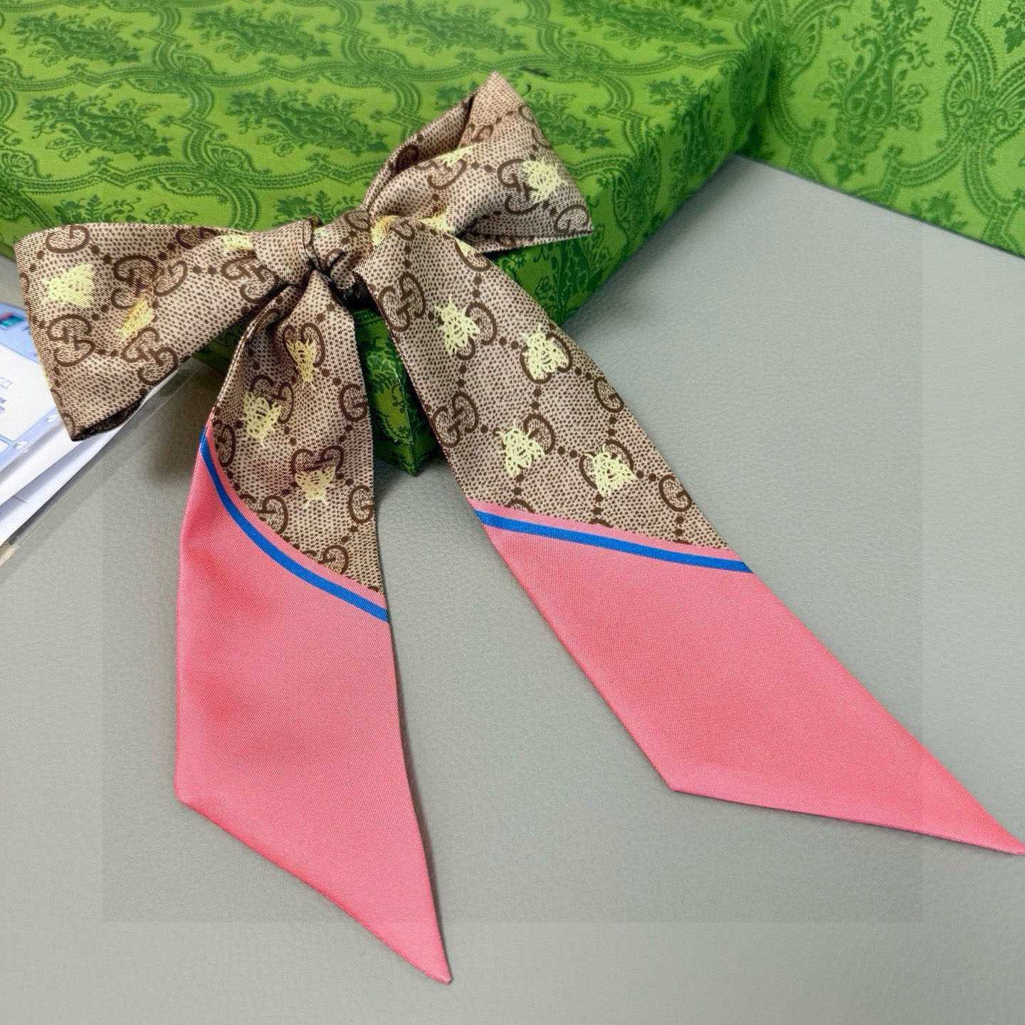 Gucci GG Jacquard Silk Scarf 6x90cm - DesignerGu