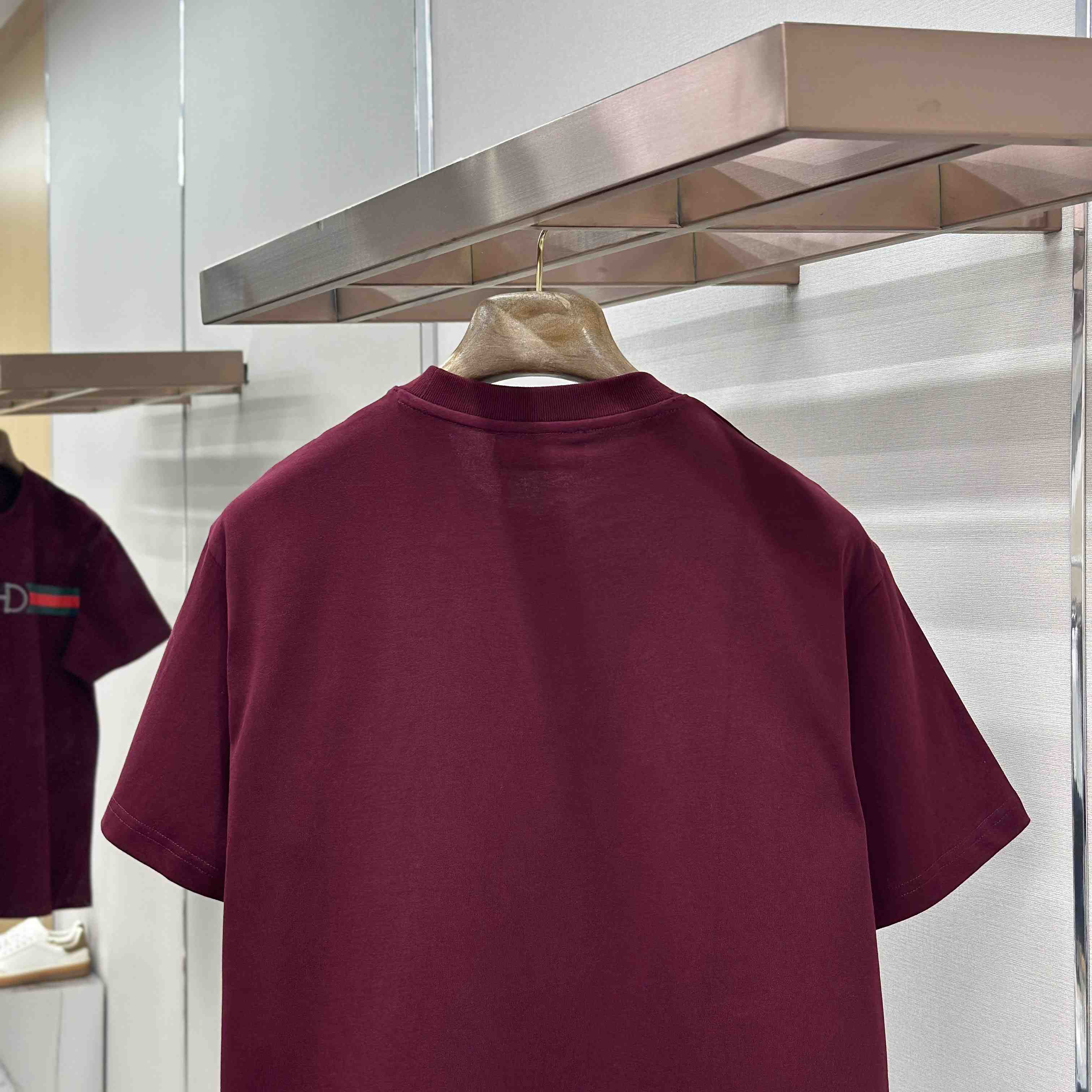 Gucci Cotton Medium cotton jersey T-shirt with print - DesignerGu